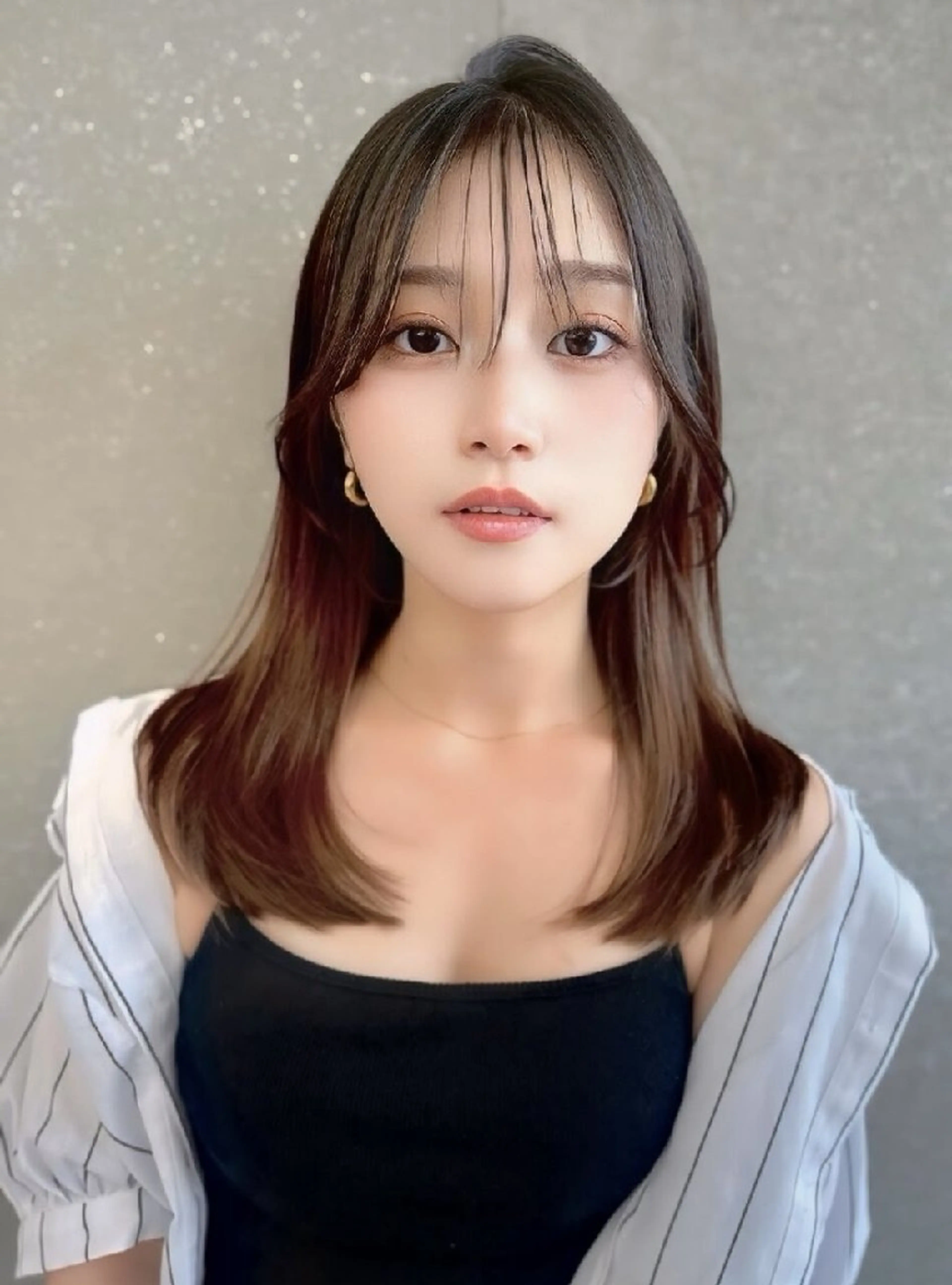 ロング カラー カット 縮毛矯正 Lond Roleのヘアスタイル