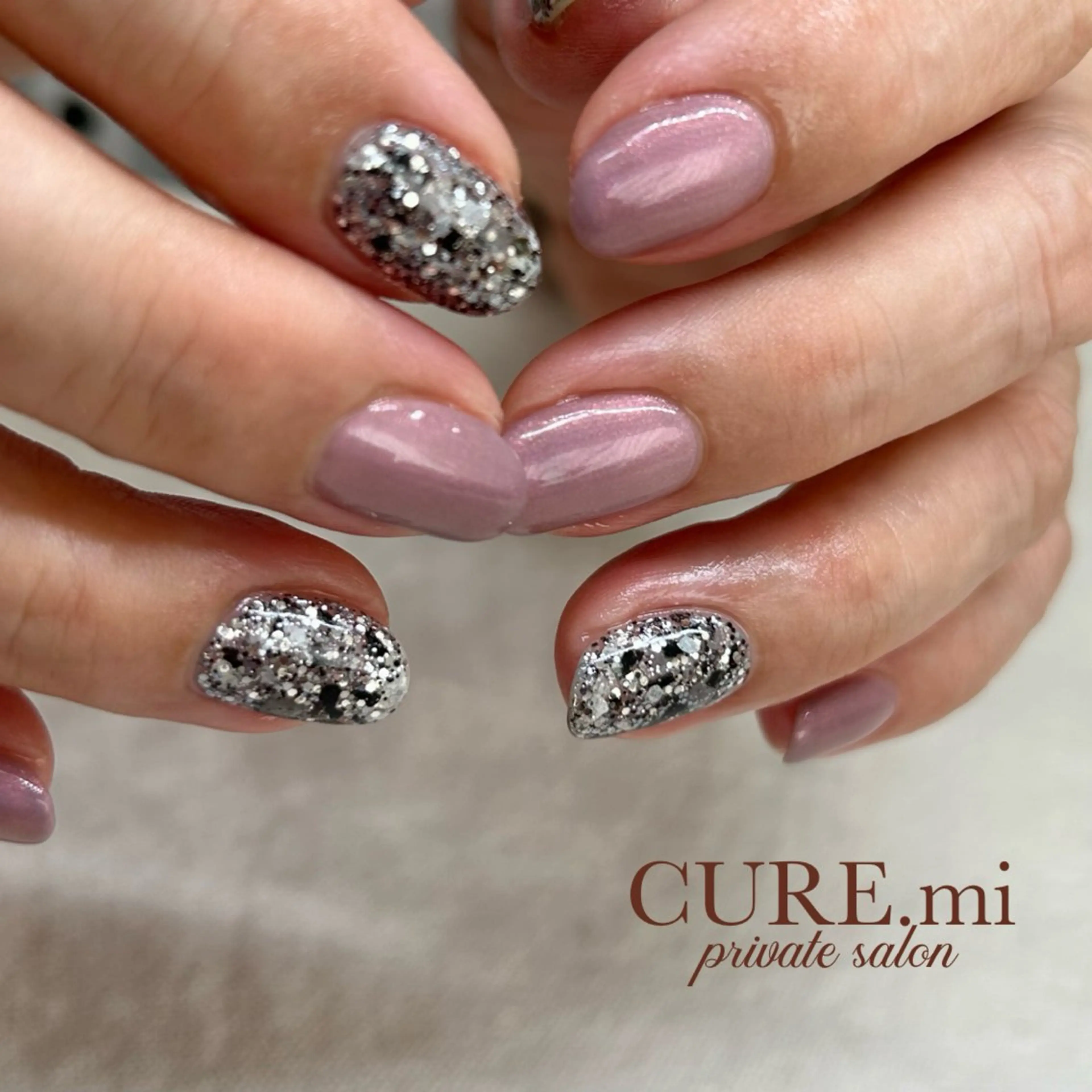 ネイル ハンドネイル ハンドケア CURE.mi所属・伊藤 美香のネイルデザイン