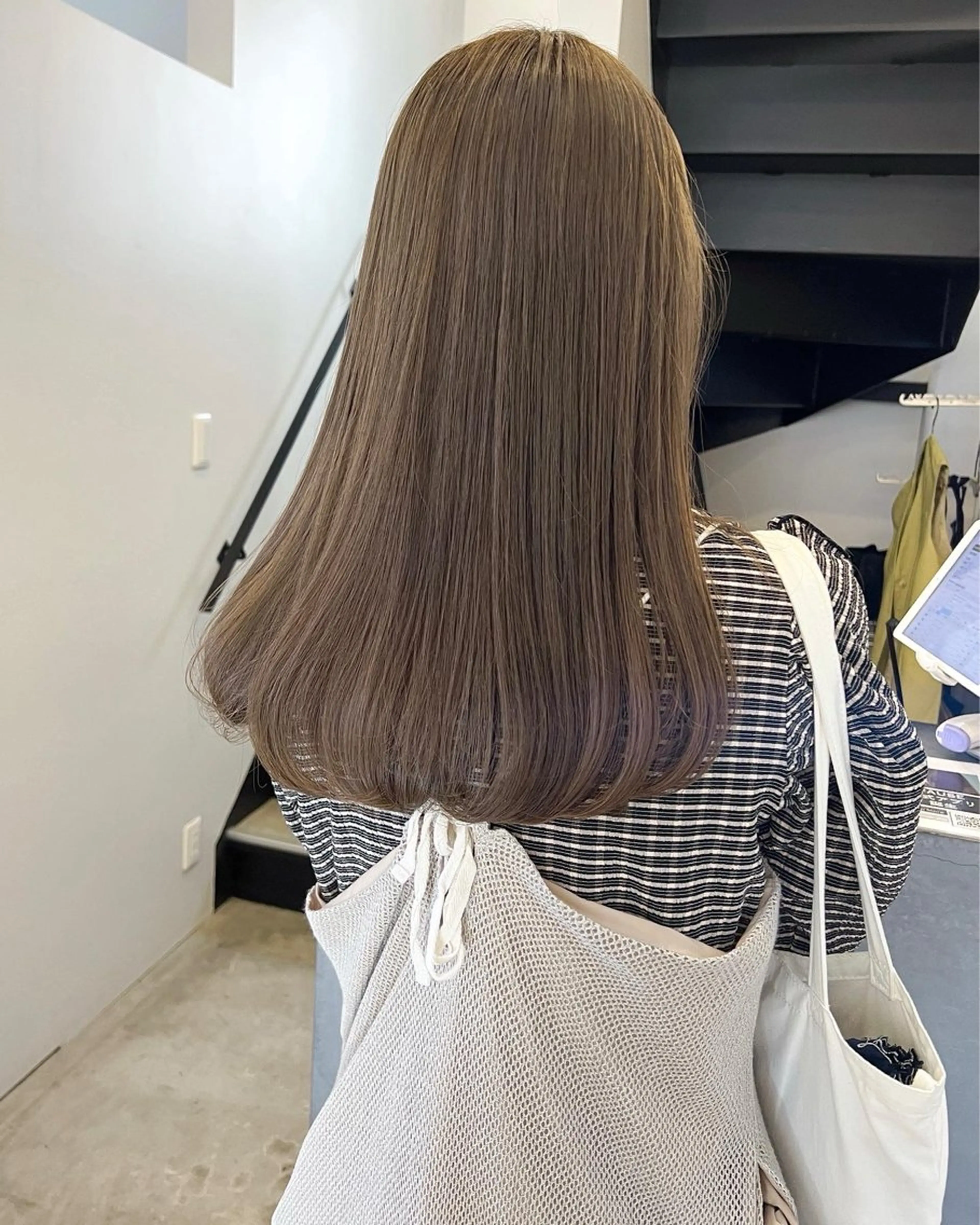 ロング カラー 新貝楓🌀 透明感カラーのヘアスタイル