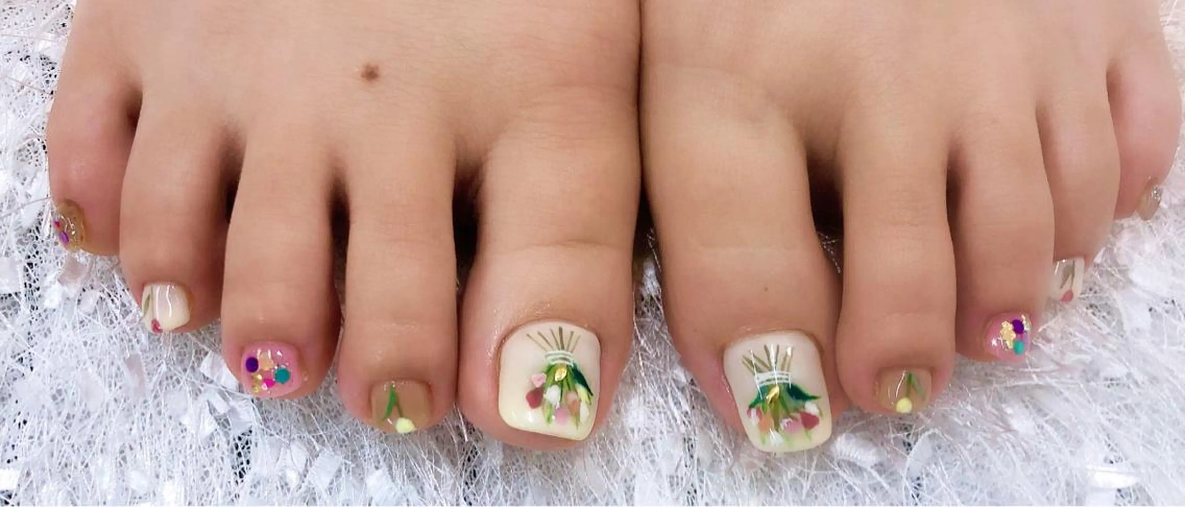 ネイル フットネイル Sachiネイル所属・Sachi Nail上野のネイルデザイン