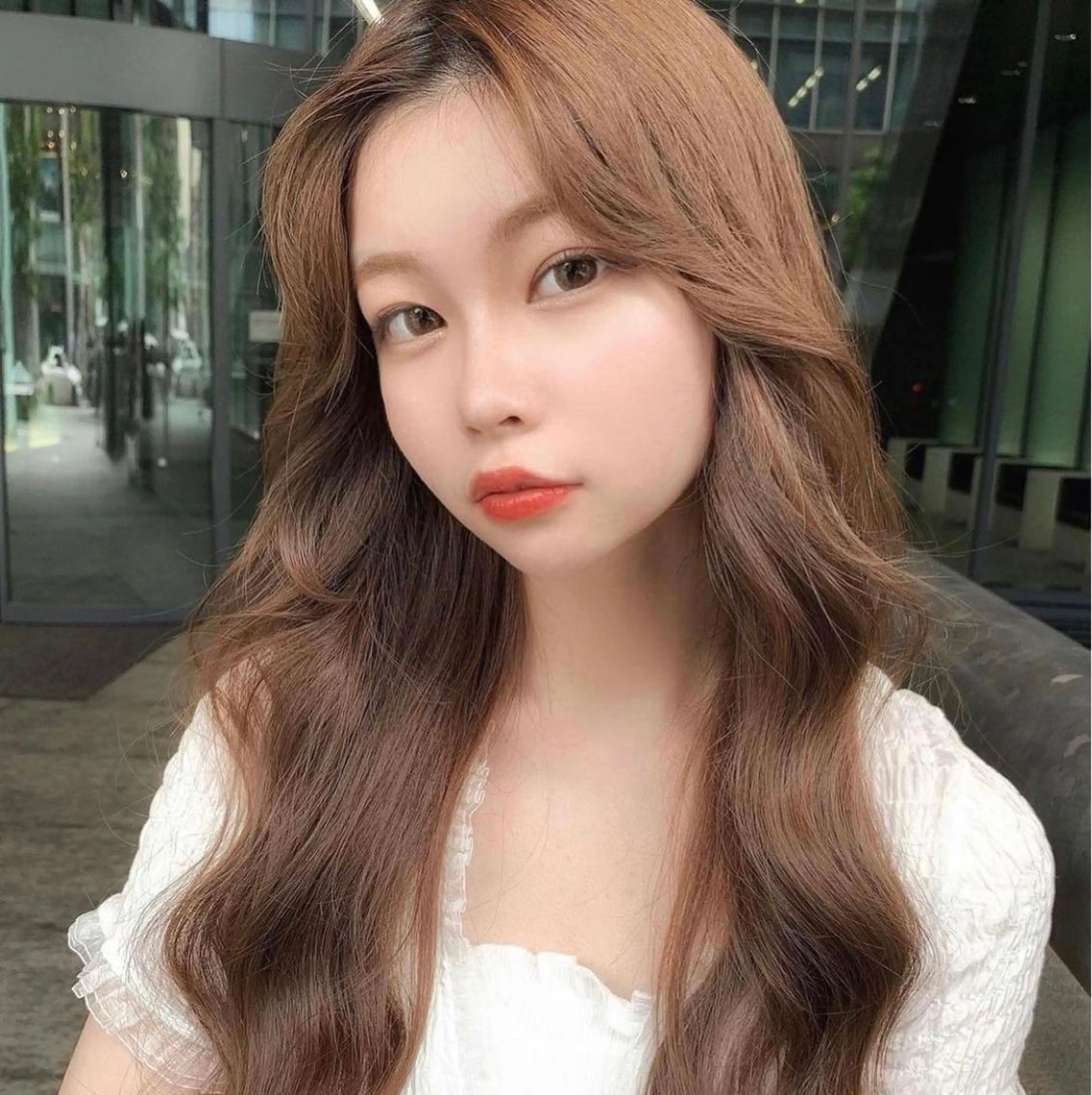 ロング ボブ ハイライト 髪質改善 韓国風ヘア 小顔カット ヘアカラー トリートメント 透明感カラー/カット 髪質改善/森栄範のヘアスタイル