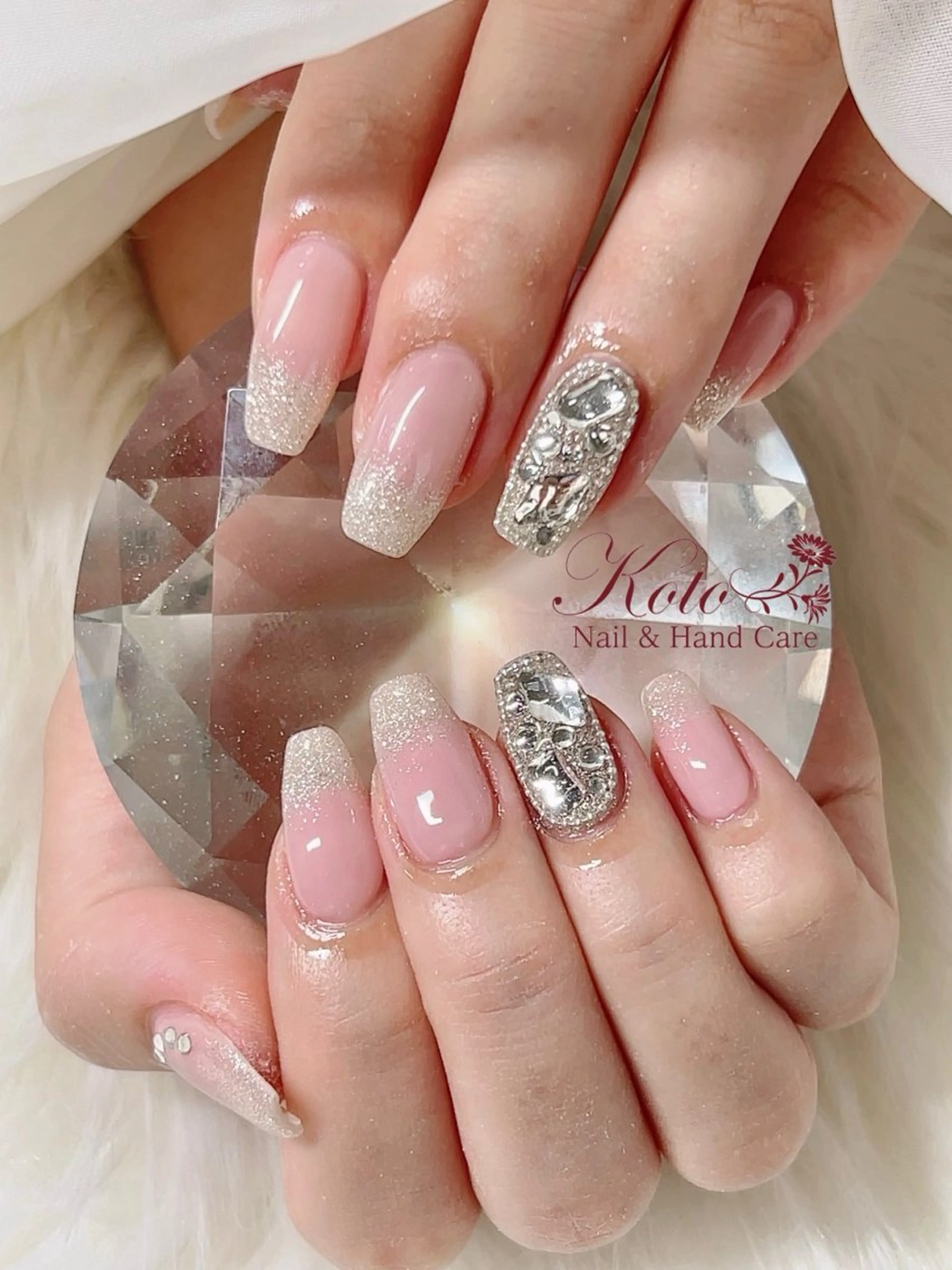 ネイル 長さ出し ジェルネイル 持ち込み ニュアンスネイル 赤色 ハンドネイル Nail Salon KOTOのネイルデザイン