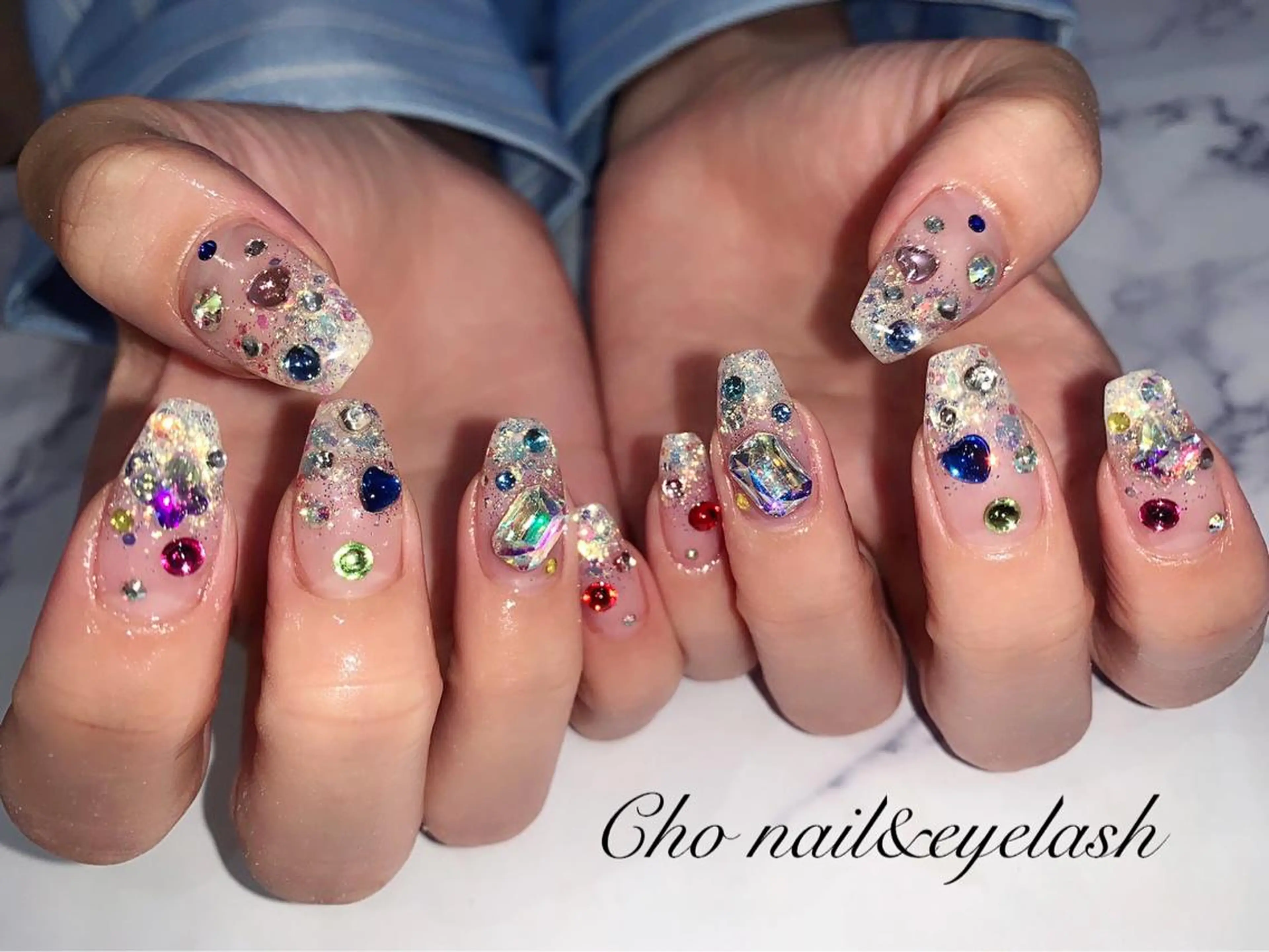ミディアム ネイル ハンドネイル cho nailのネイルデザイン
