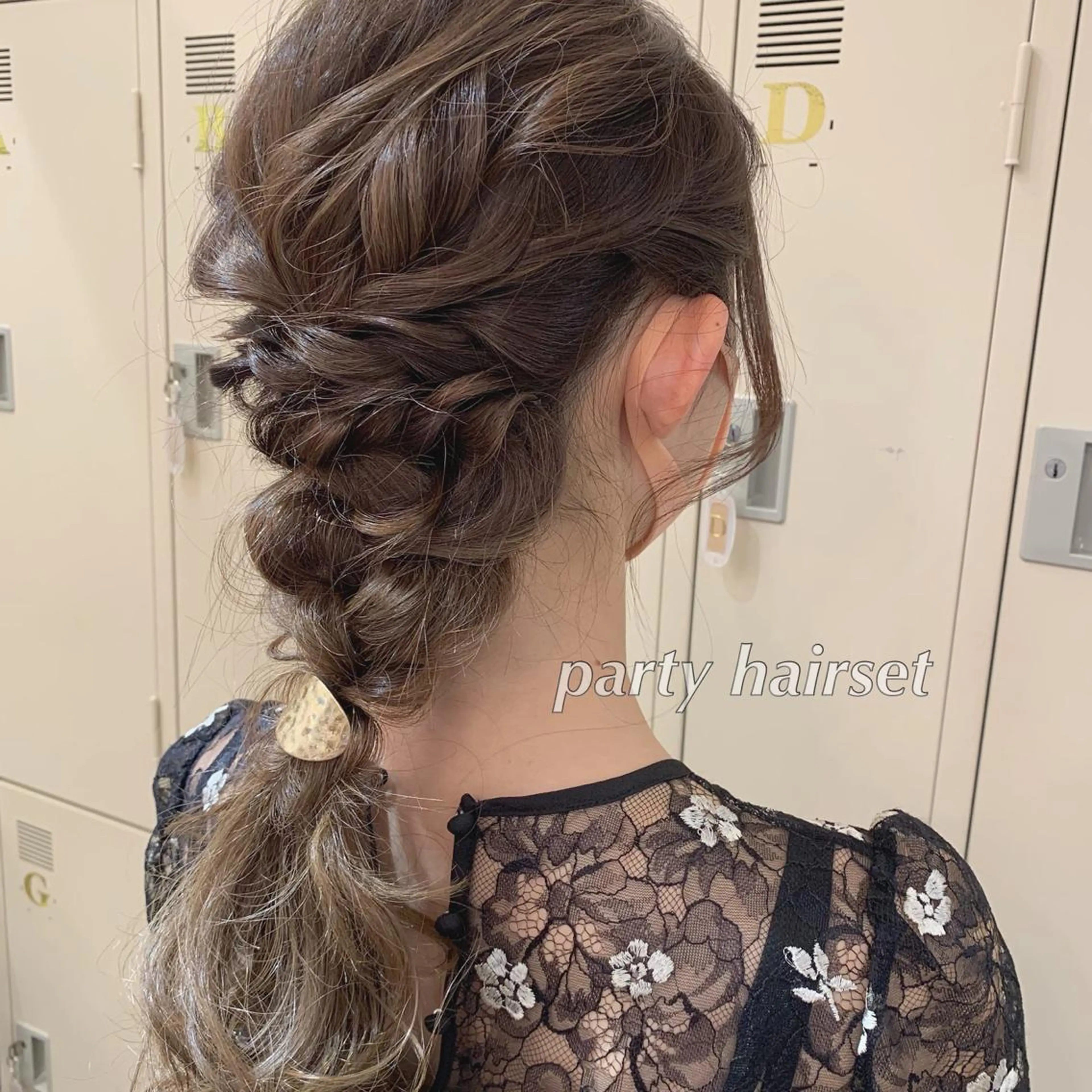 ロング カラー ヘアアレンジ ヘアセット 代表🎀 ふわモテ愛 され髪🩷yumiのヘアスタイル