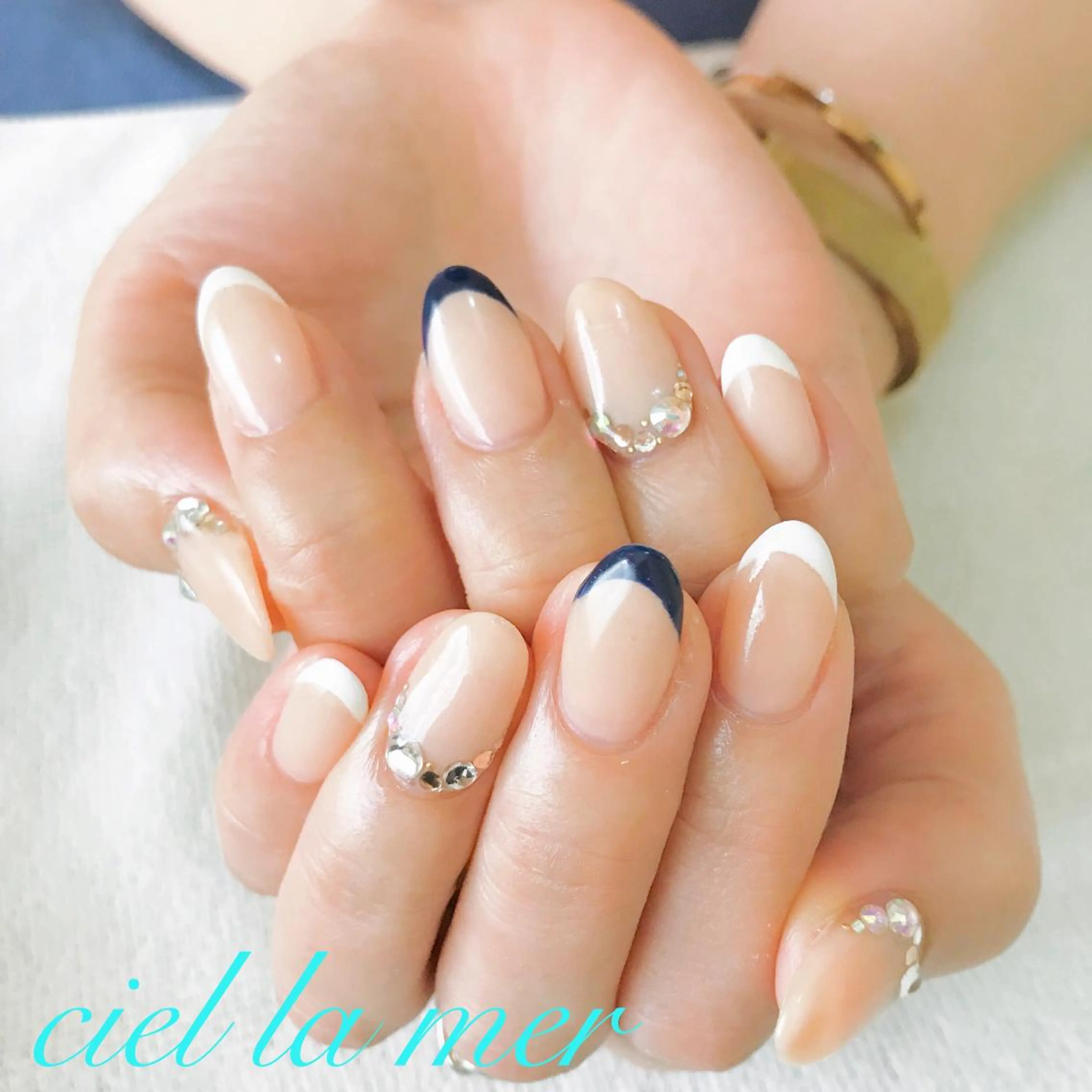 ネイル ハンドネイル フットネイル ciel la merのネイルデザイン