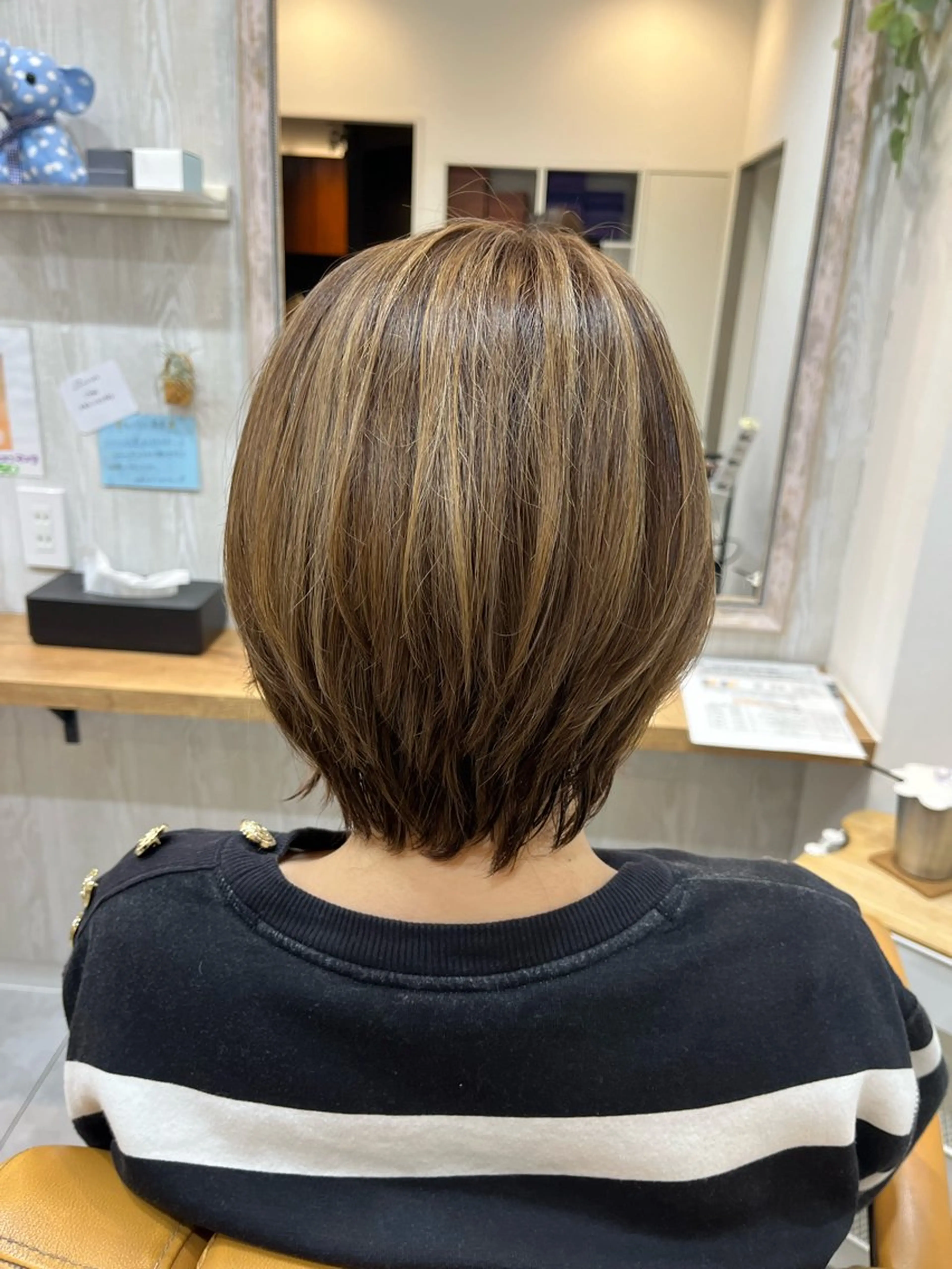 ショート カラー 桑原 りゆのヘアスタイル