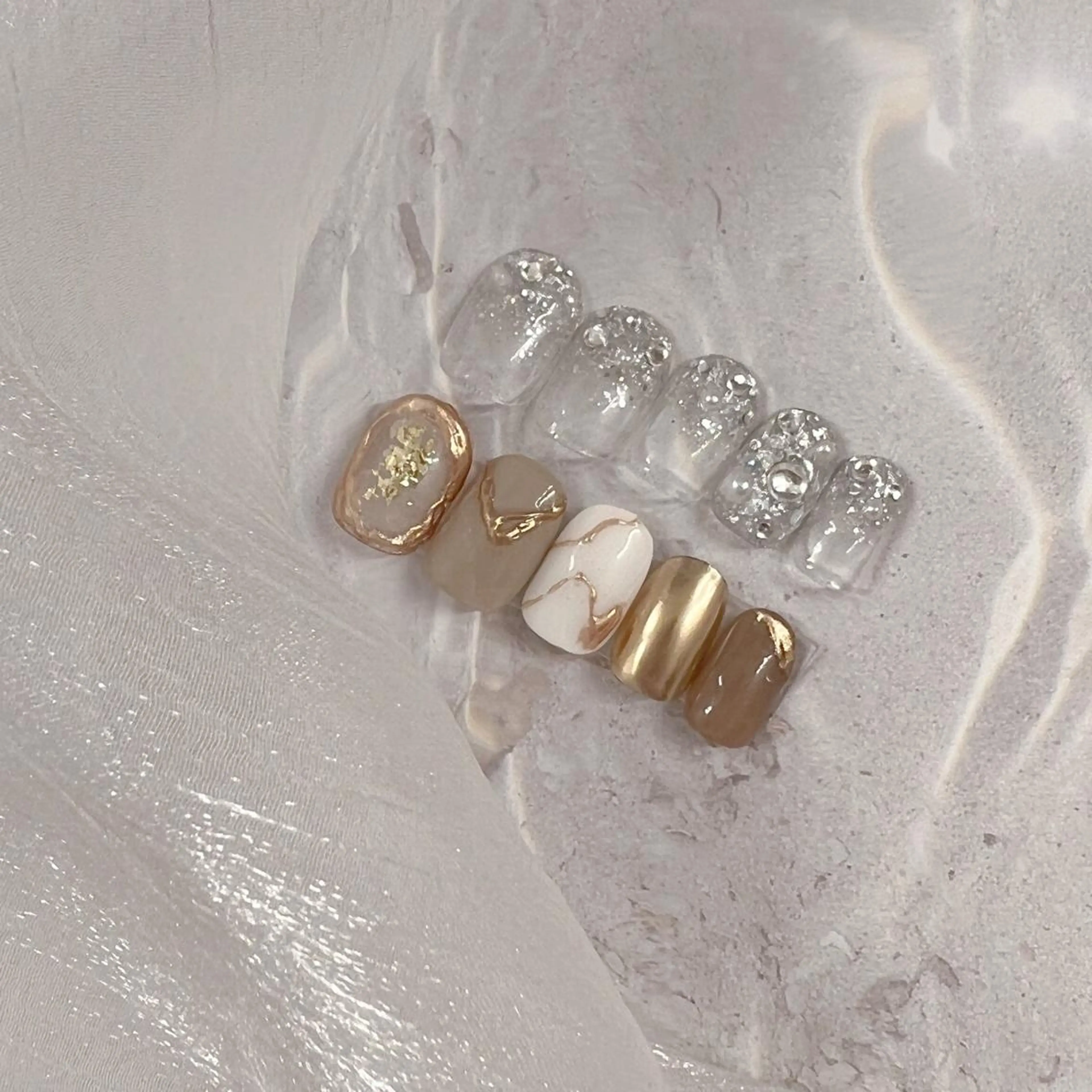 ネイル オーロラネイル フットネイル フレンチネイル ジェルネイル 韓国ネイル ハンドネイル ハンドケア EN nailsalon所属・【ENサロン】 Rei🎀Nailのネイルデザイン