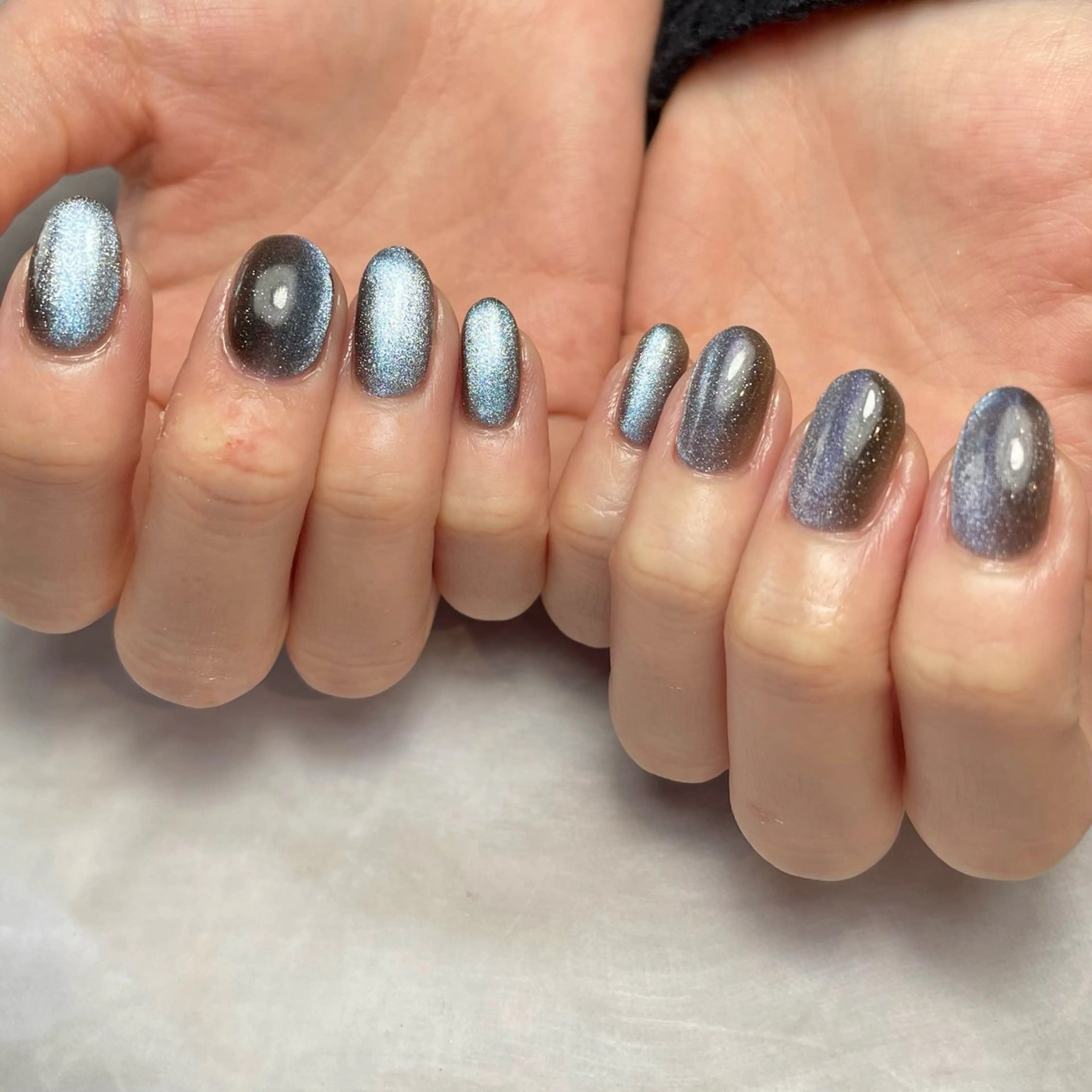 ネイル ブルー マグネットネイル マグネットワンカラー ワンカラーネイル ハンドネイル Reflection marikoのネイルデザイン