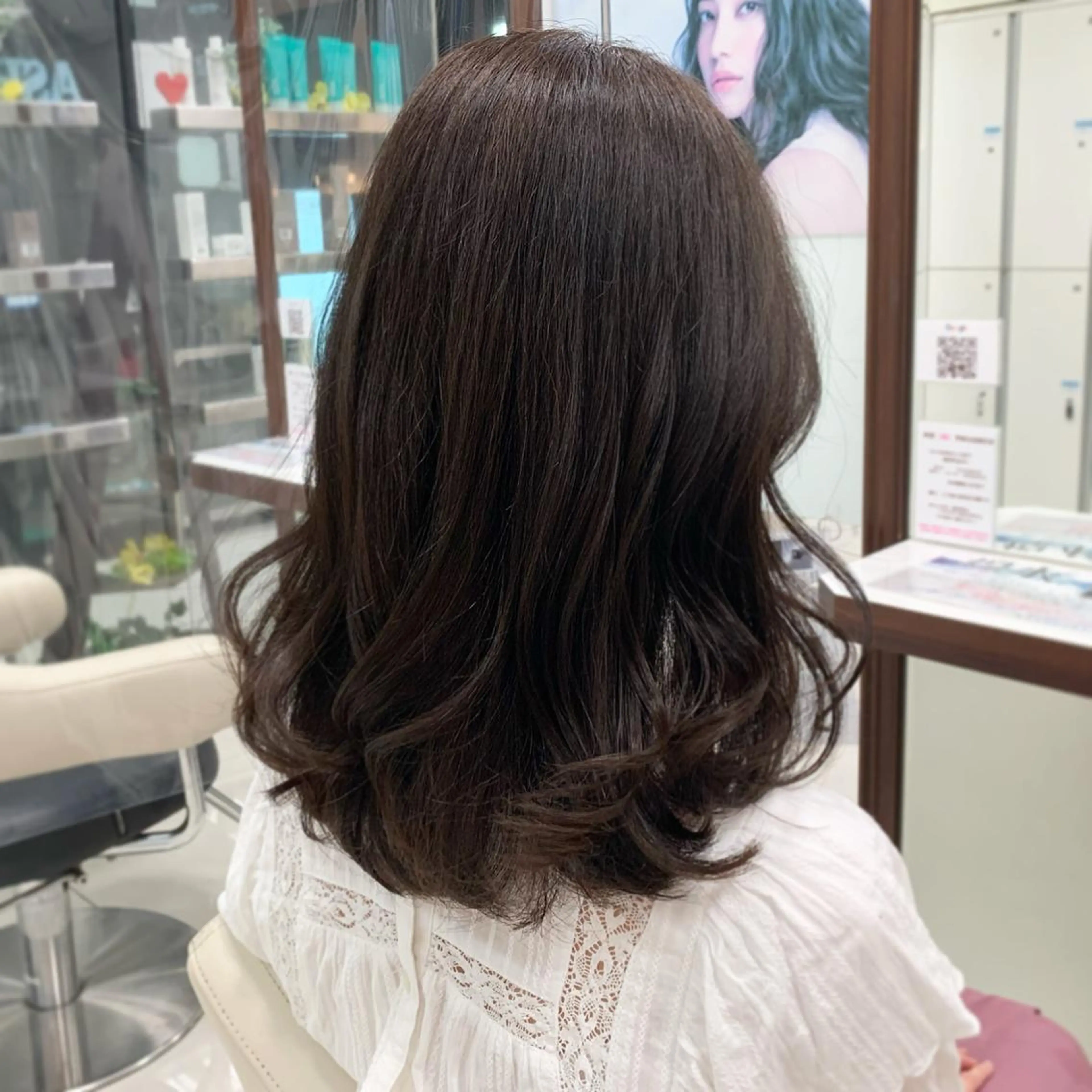 セミロング カラー ally新百合ヶ丘 フジムラユウスケのヘアスタイル