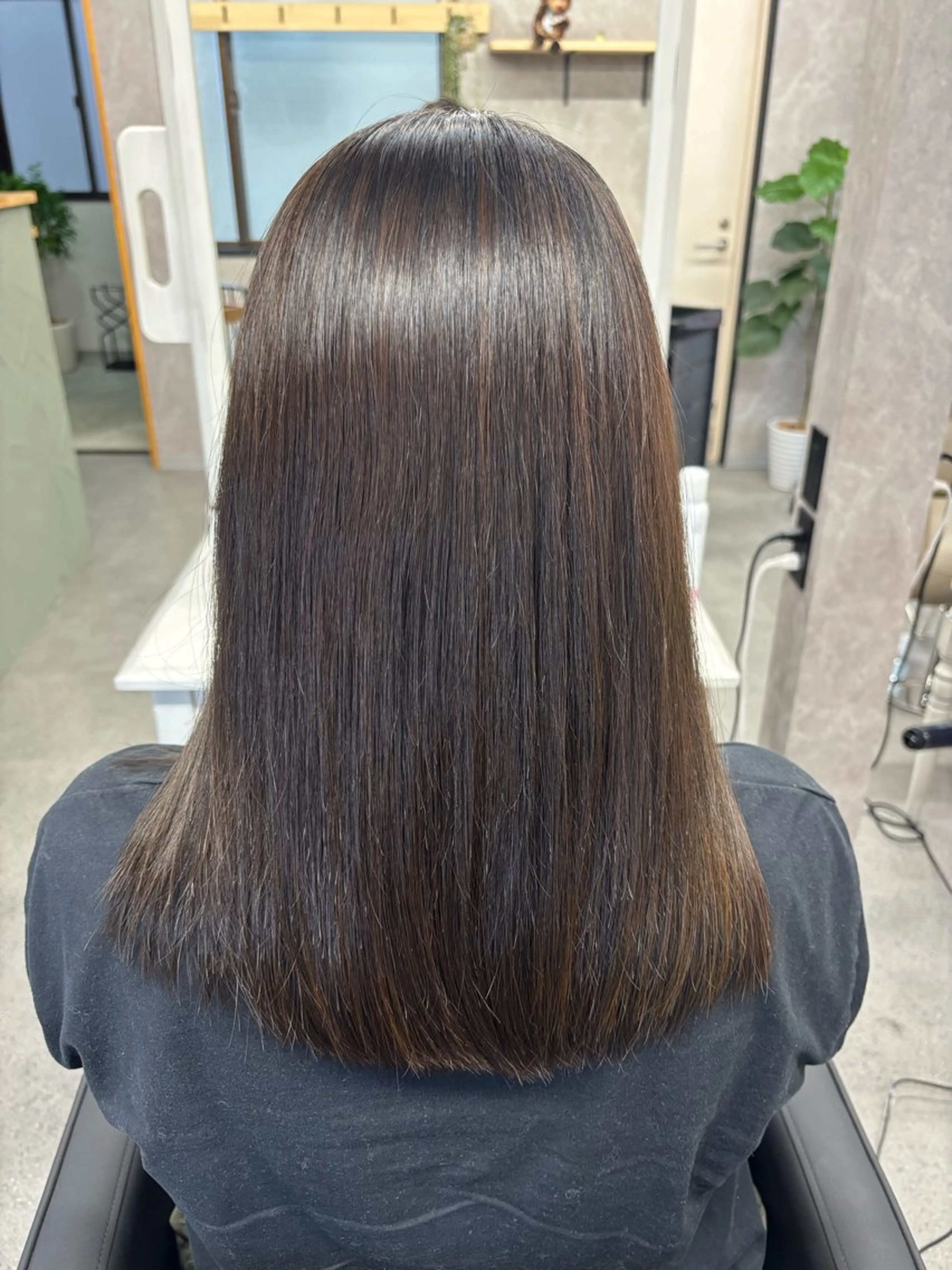 ロング カット 縮毛矯正 ulu by dot.所属・かがみはやと 髪質改善/縮毛矯正のヘアスタイル
