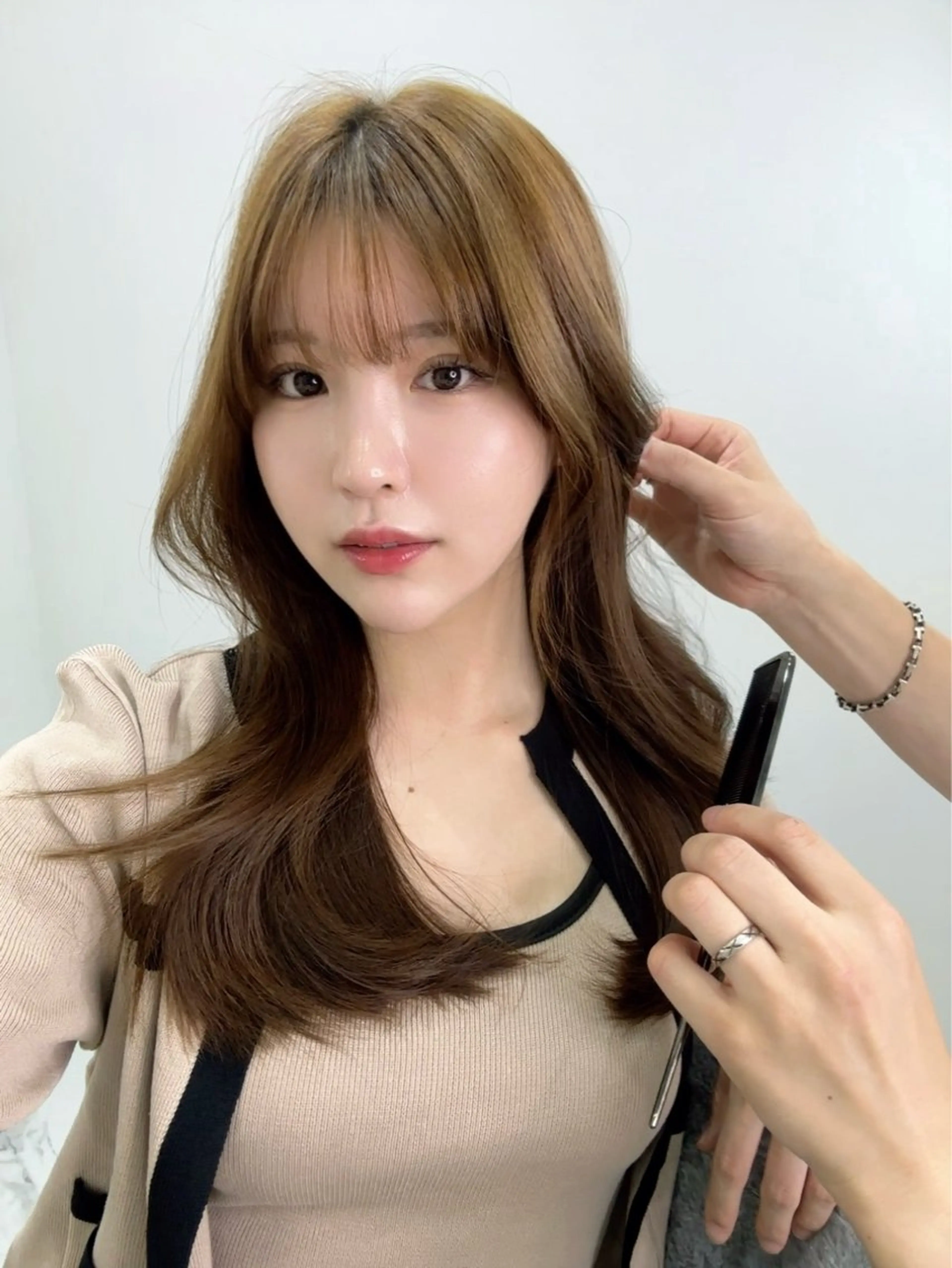 セミロング カラー 透明感カラー 顔周りカット 髪質改善 似合わせカット 小顔カット カット ヘアカラー トリートメント モリシュンスケ /レイヤー/髪質改善のヘアスタイル