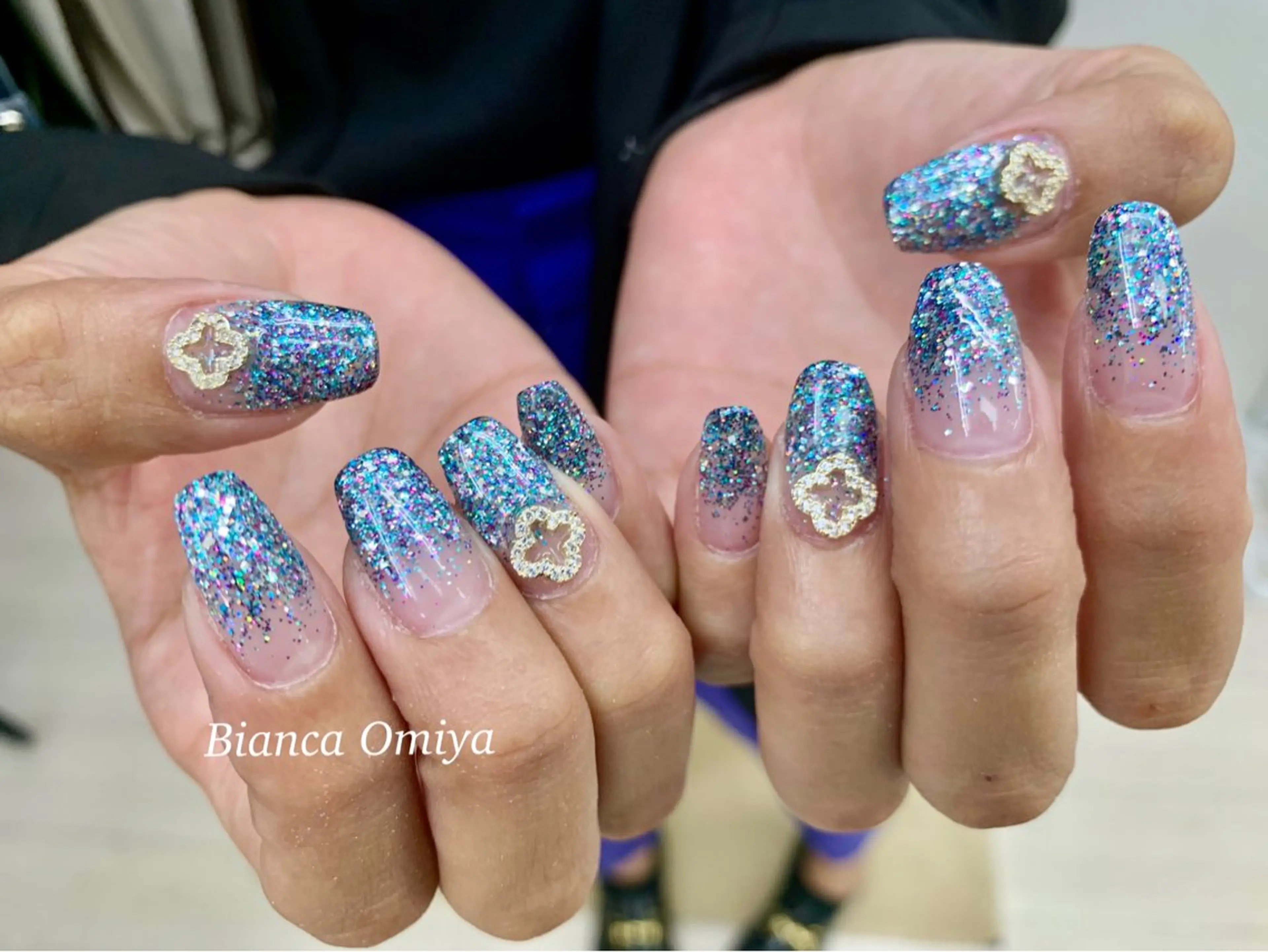 ネイル グラデーション ラメ(グリッター) ラメグラデーション ハンドネイル Bianca🪽 katoのネイルデザイン