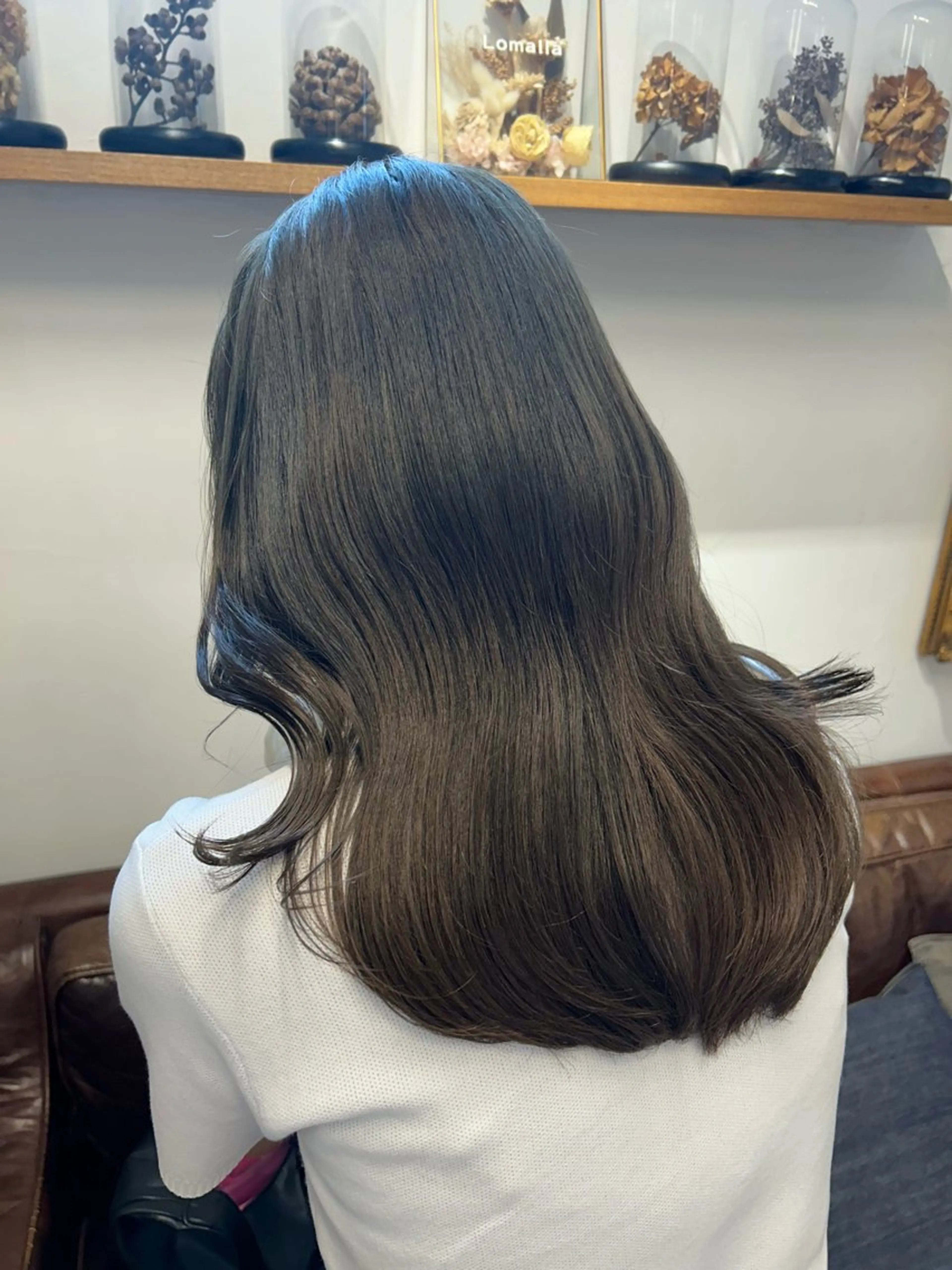 セミロング ヘアカラー トリートメント Lomalia Yuukaのヘアスタイル