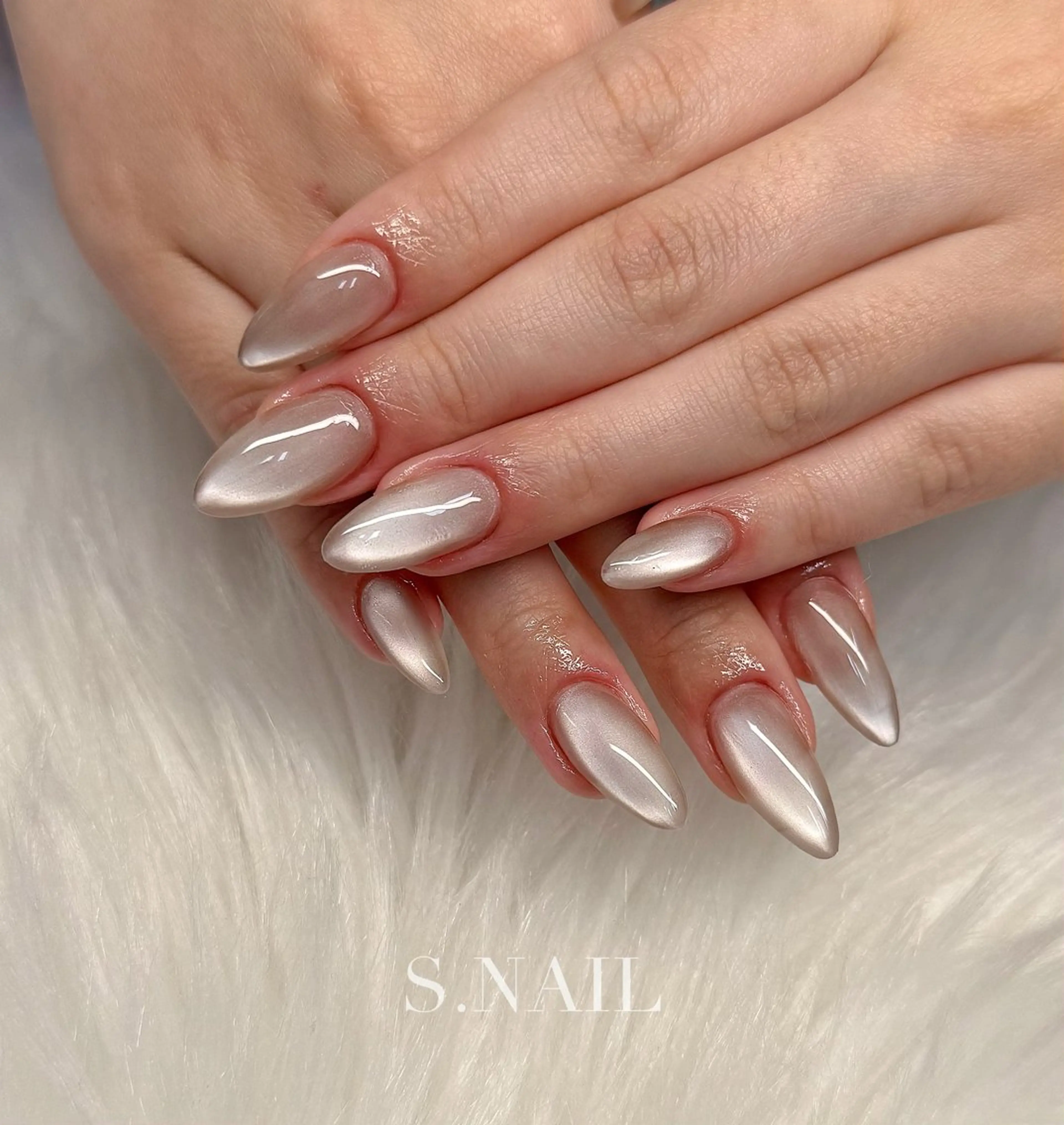 ネイル マグネットネイル ビー玉ネイル ハンドネイル S♡NAIL所属・S.NAIL Suuのネイルデザイン