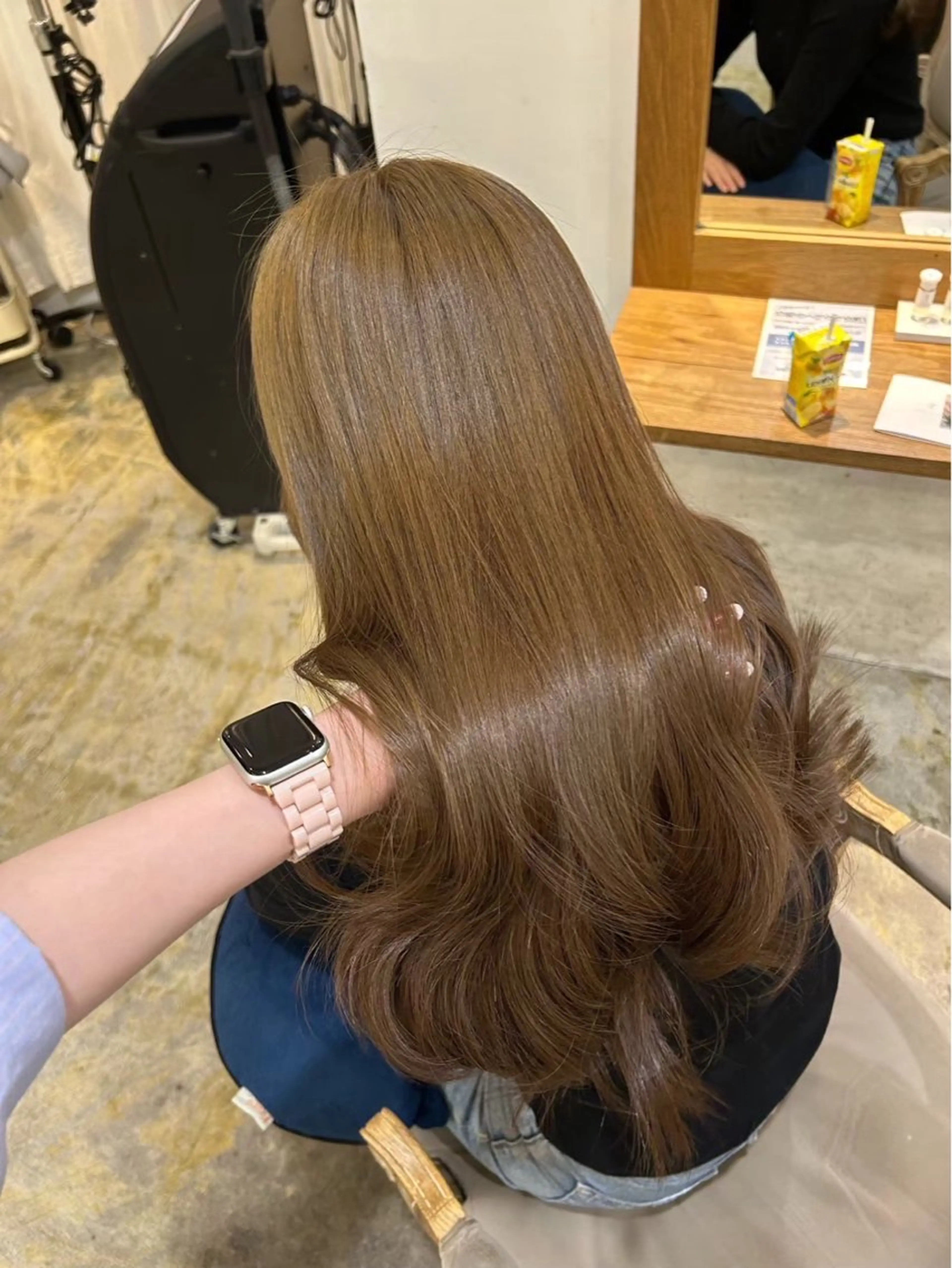 ロング ヘアカラー ディフィー所属・☘️ヨシノ/ カラーモデル募集中✨のヘアスタイル