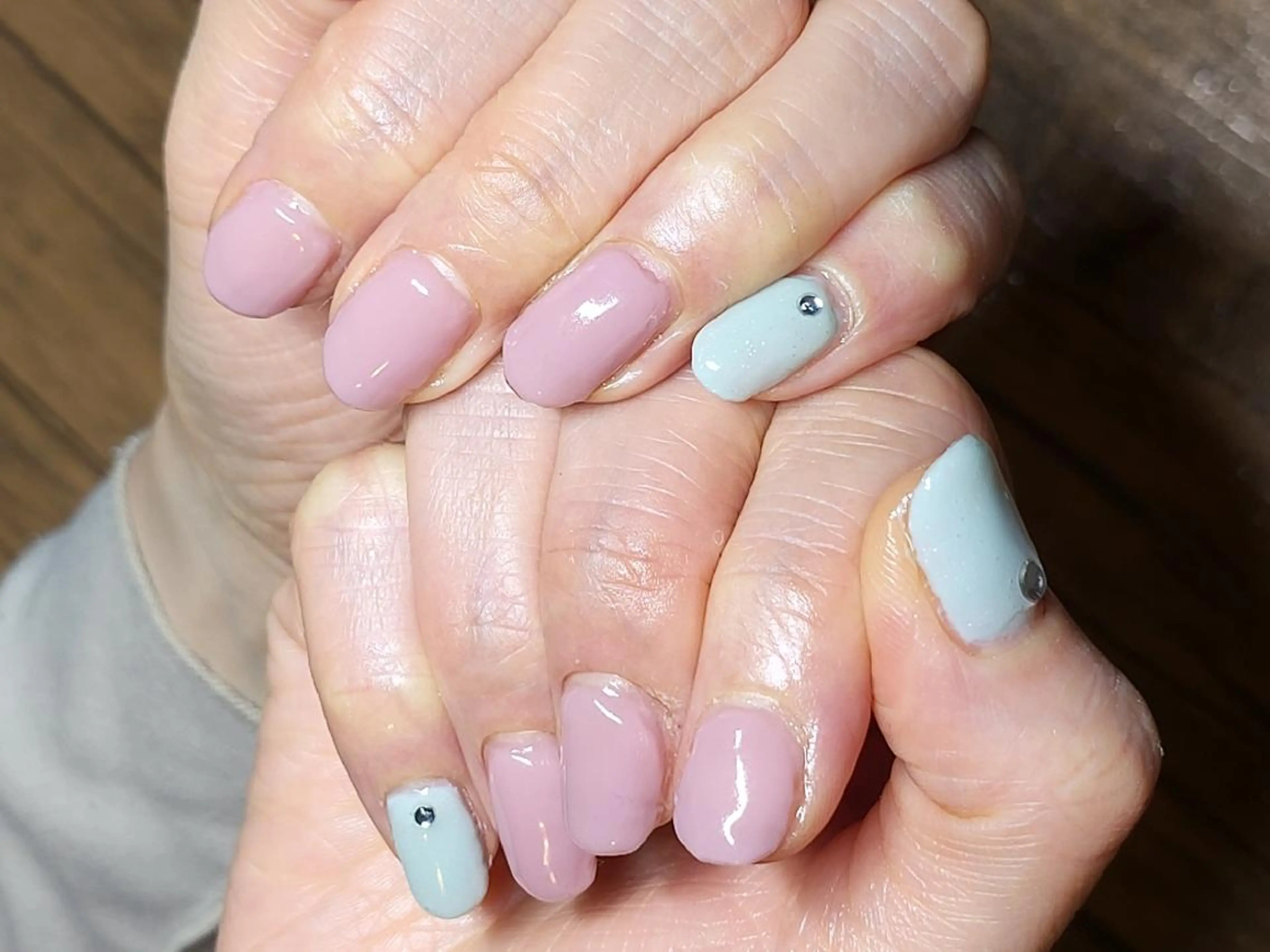 ネイル グリーン ラメ(グリッター) nail イロドリのネイルデザイン