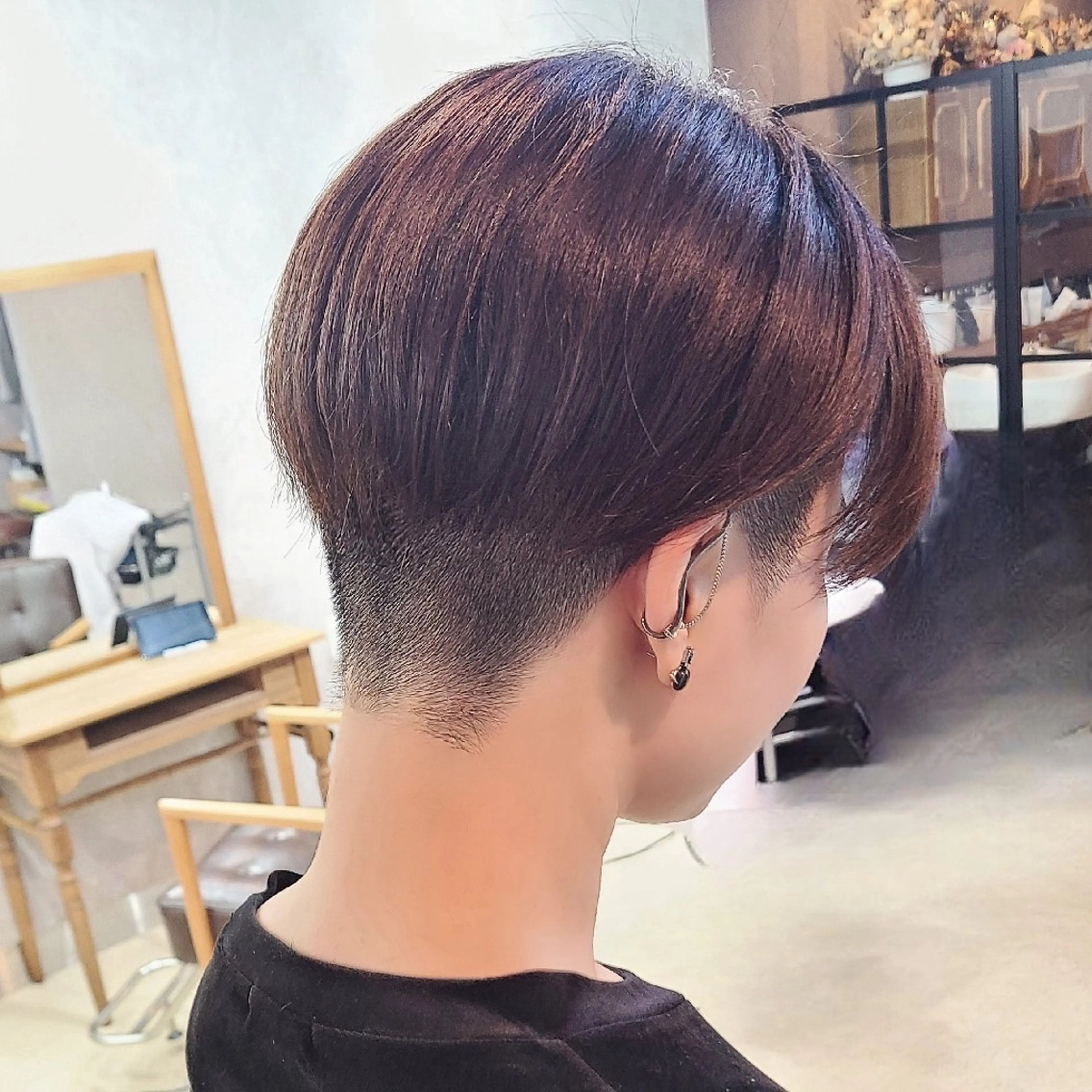 ショート ショートヘア 西田 理沙のヘアスタイル
