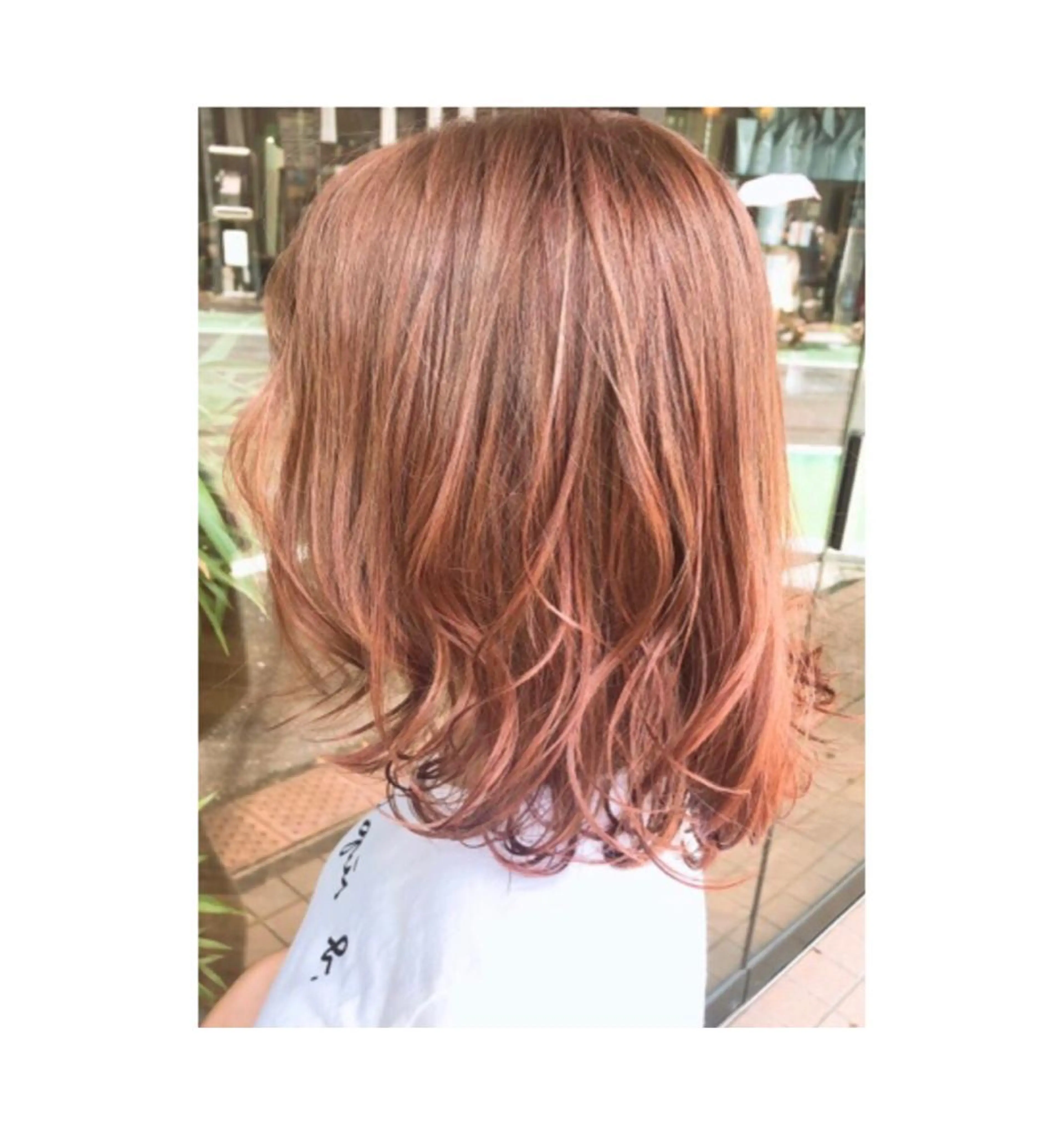 セミロング カラー ヘアカラー あらい なつみのヘアスタイル