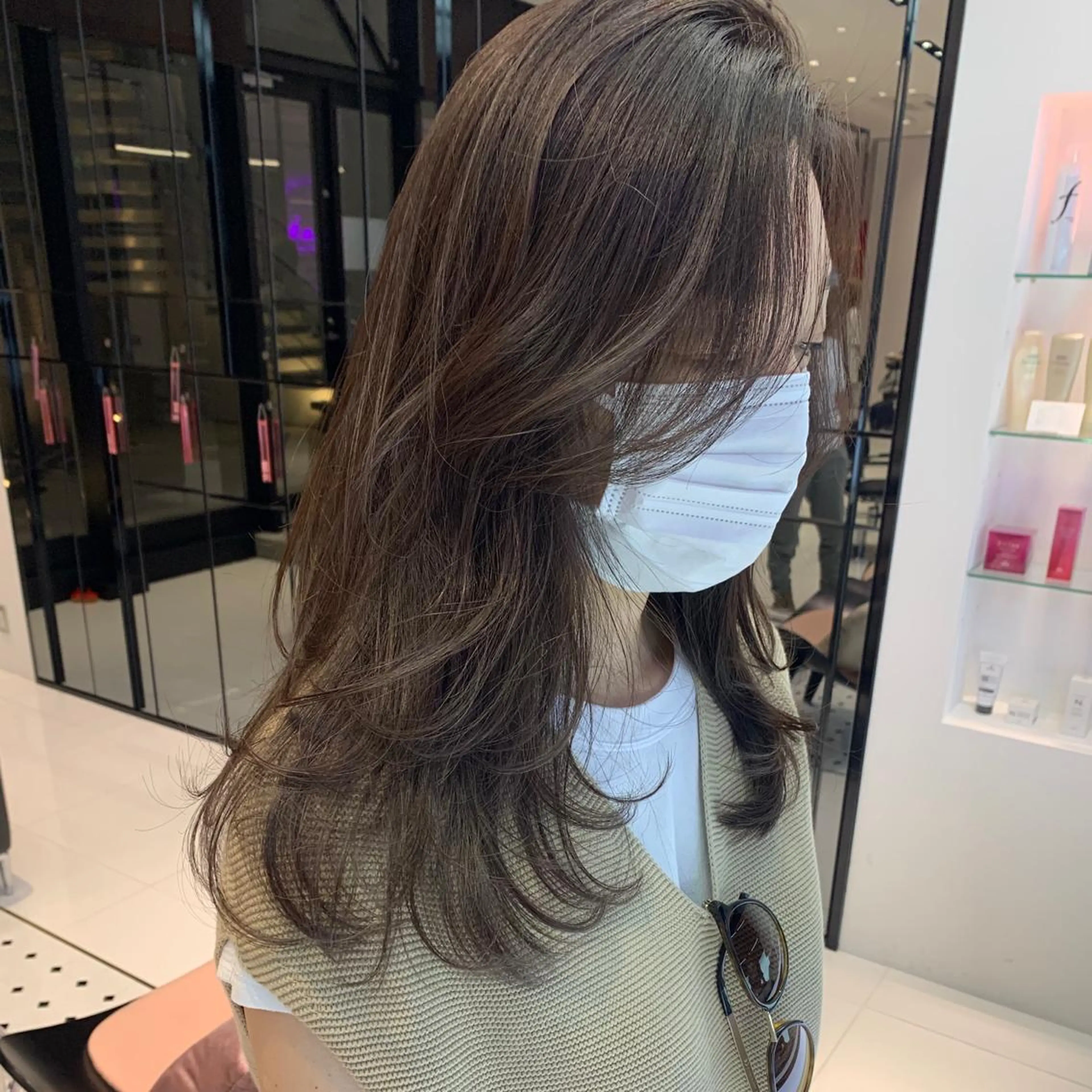 セミロング カラー ベージュカラー ハイライトカラー ハイライト ハッシュカット/ハイ トーン/MANAMIのヘアスタイル