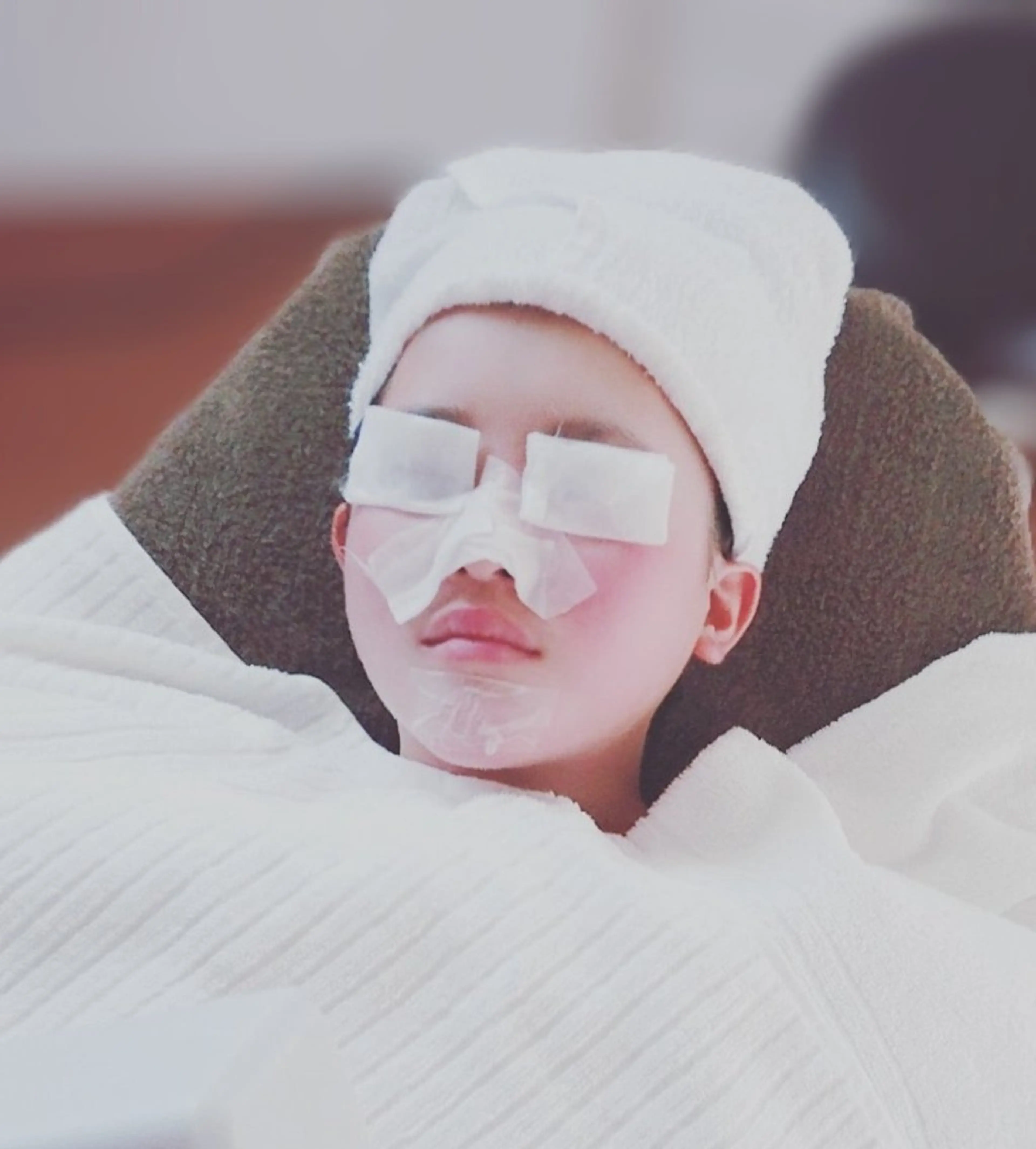 👦キッズエステ👧ニキビ、毛穴、いちご鼻が気になるお子向けの写真