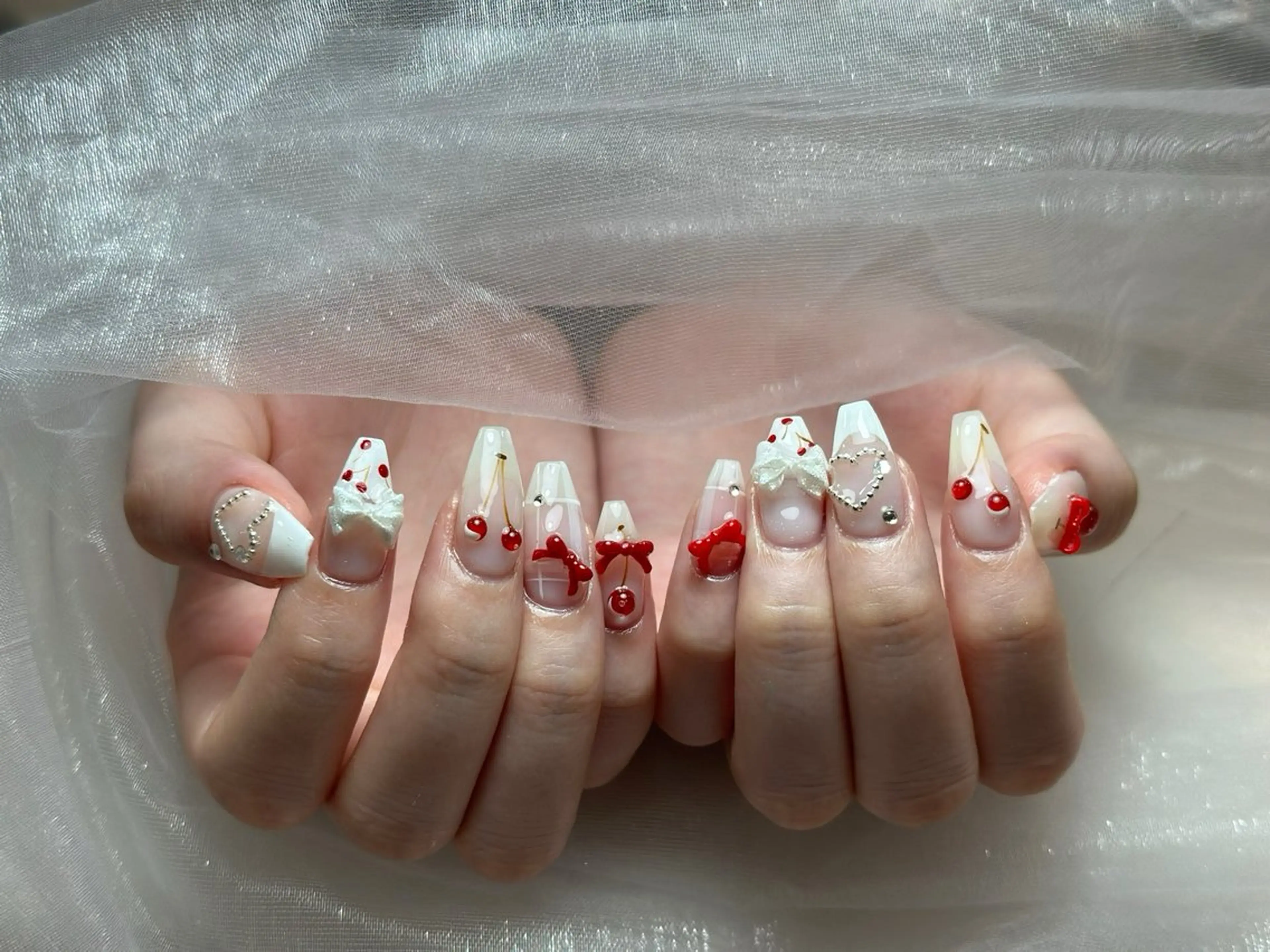 ネイル アートネイル 成人式 ジェルネイル ニュアンスネイル 夏ネイル ハンドネイル Nienail_ Luxeのネイルデザイン