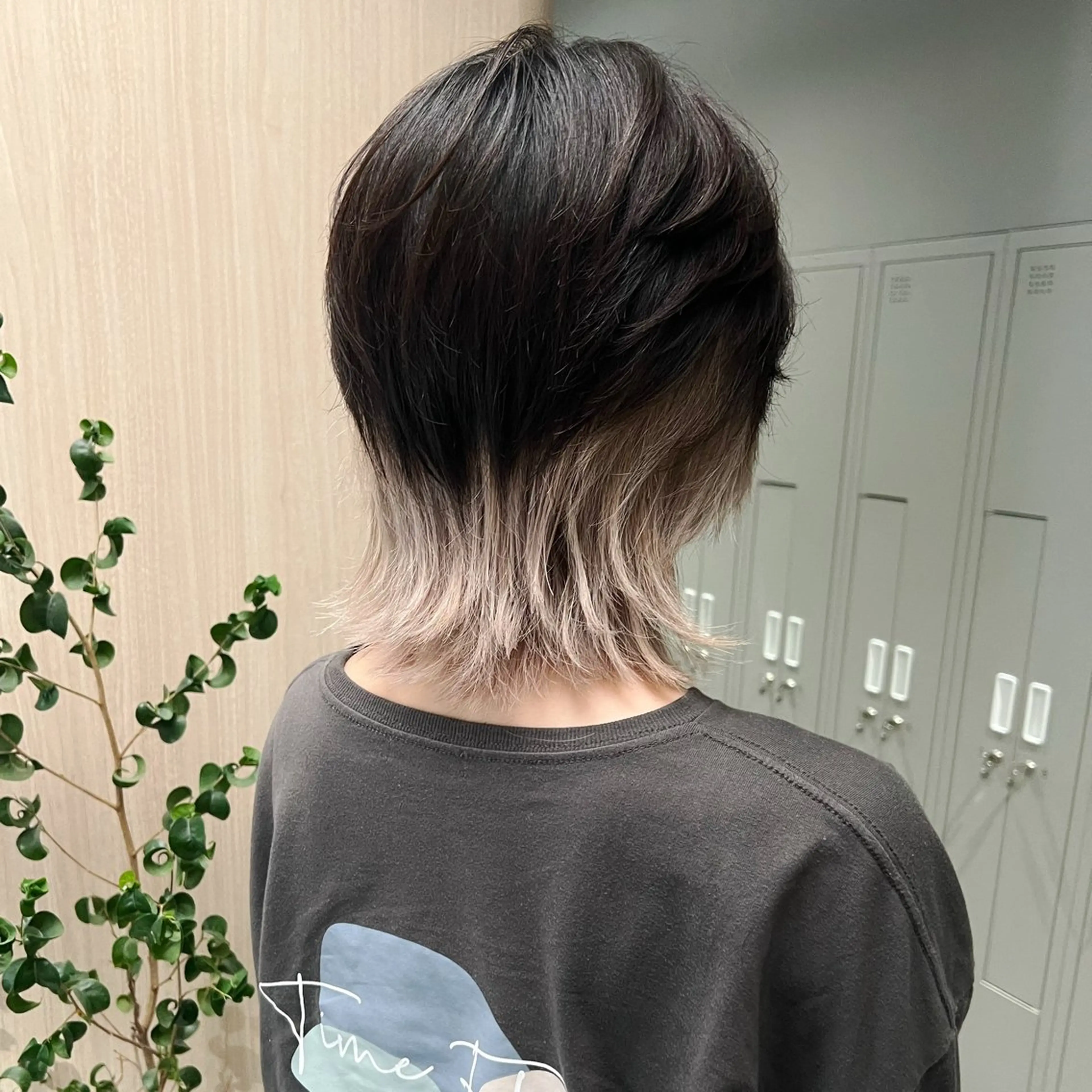 ショート カット ヘアカラー 🐺立川のウルフ屋 さん🐺おかみ🐺のヘアスタイル