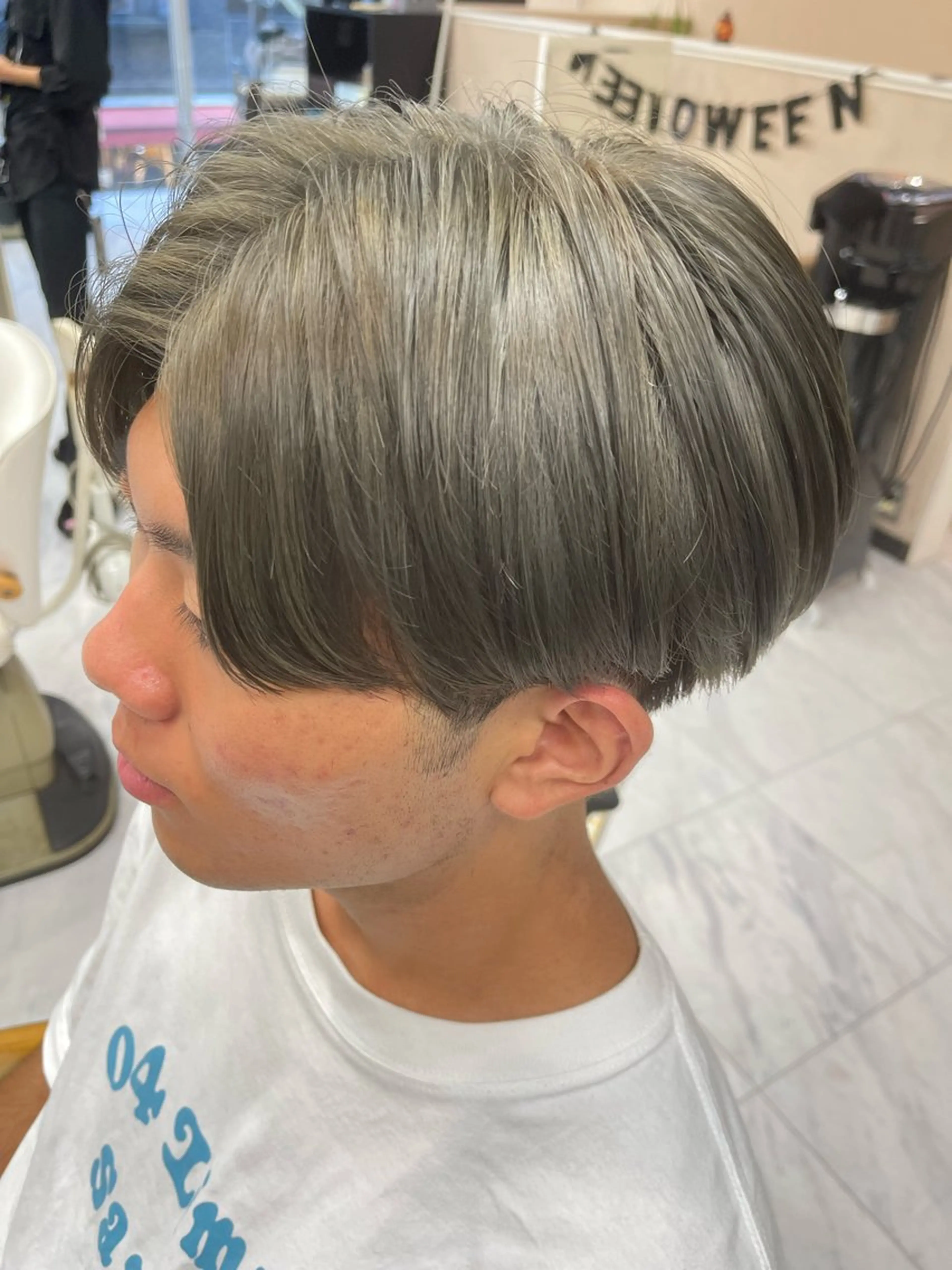 ショート カラー メンズ ダブルカラー グレージュ 🌻メンズカット 落合諒🌻のヘアスタイル