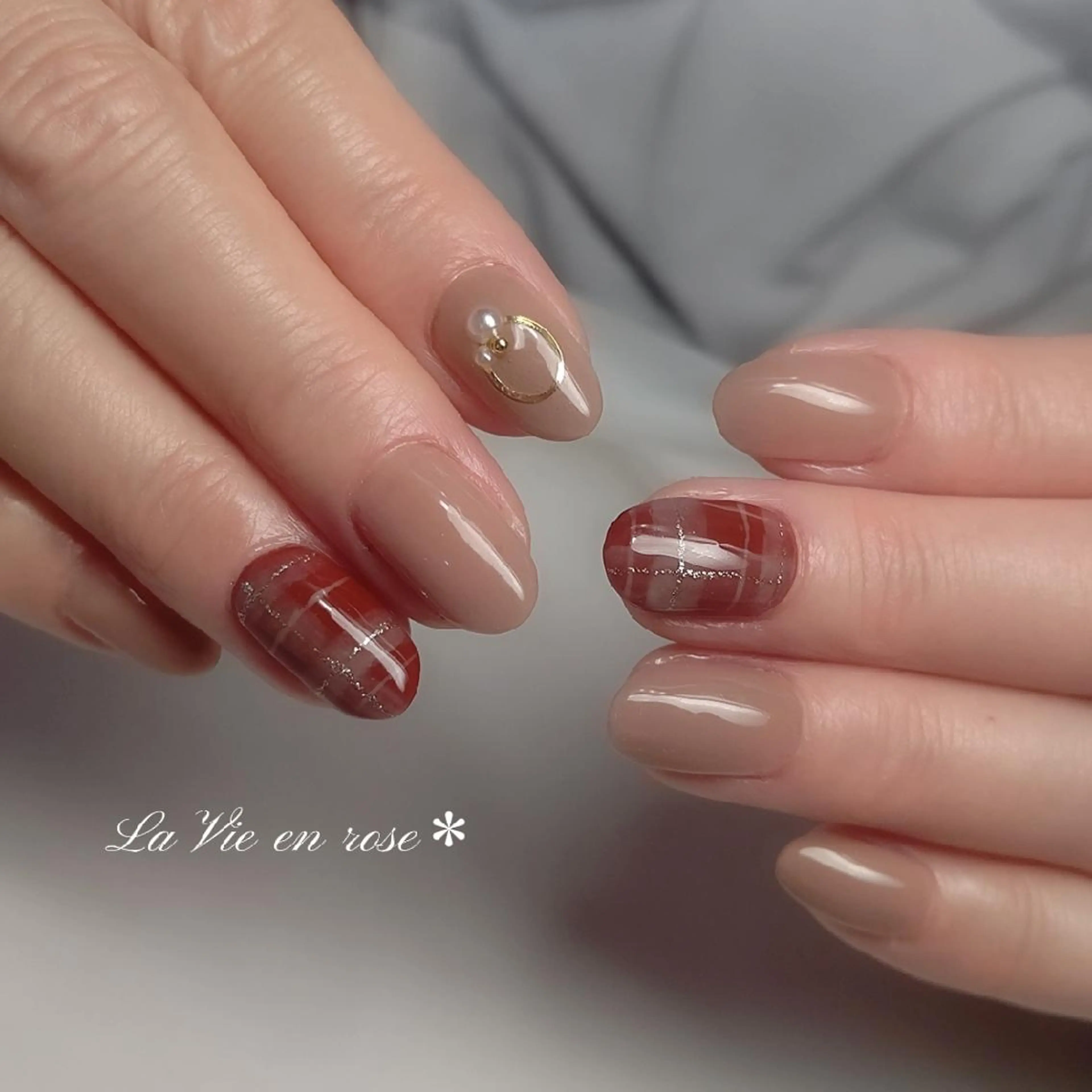 ネイル ラヴィアン ローズのネイルデザイン