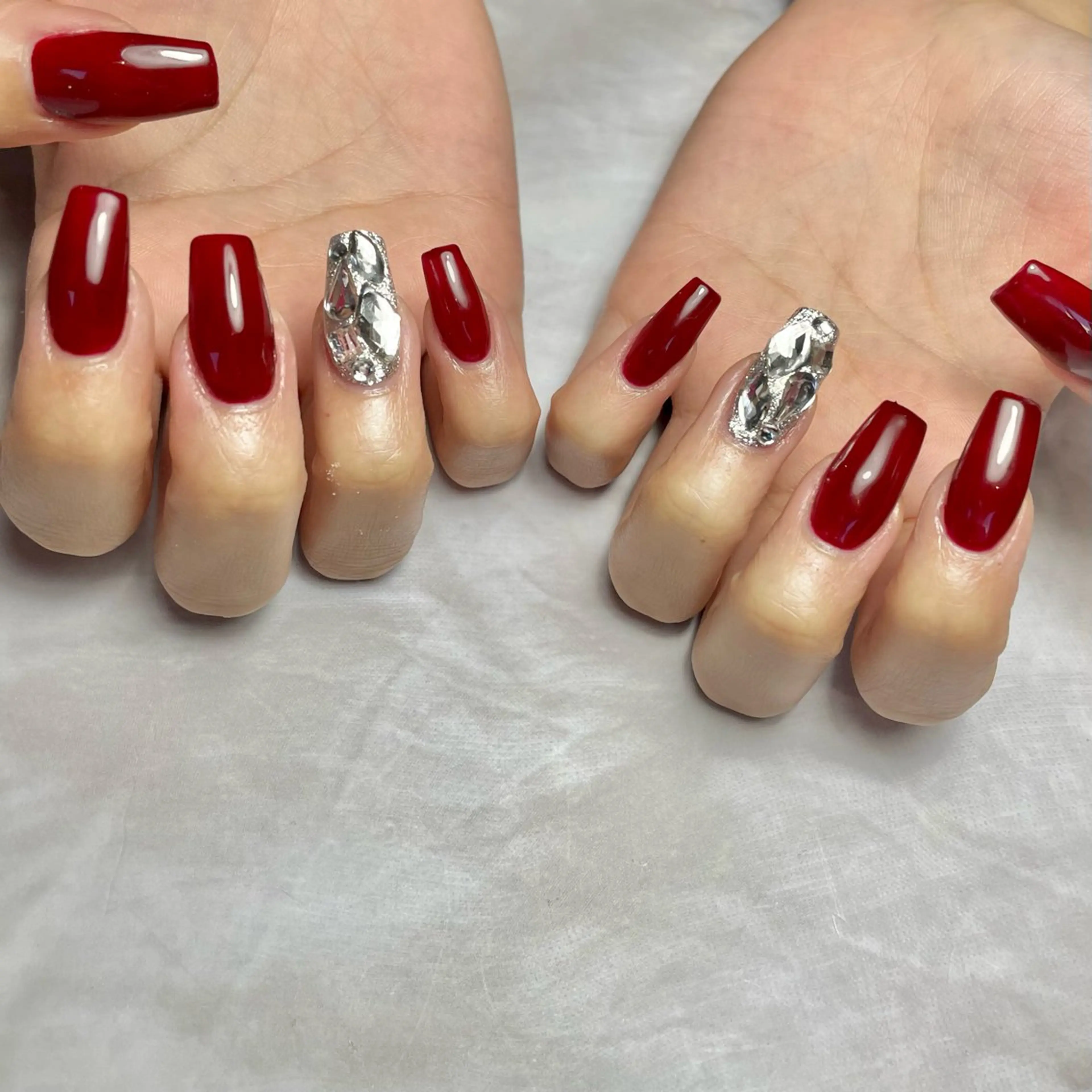 ネイル ボルドー 赤色 Reflection marikoのネイルデザイン