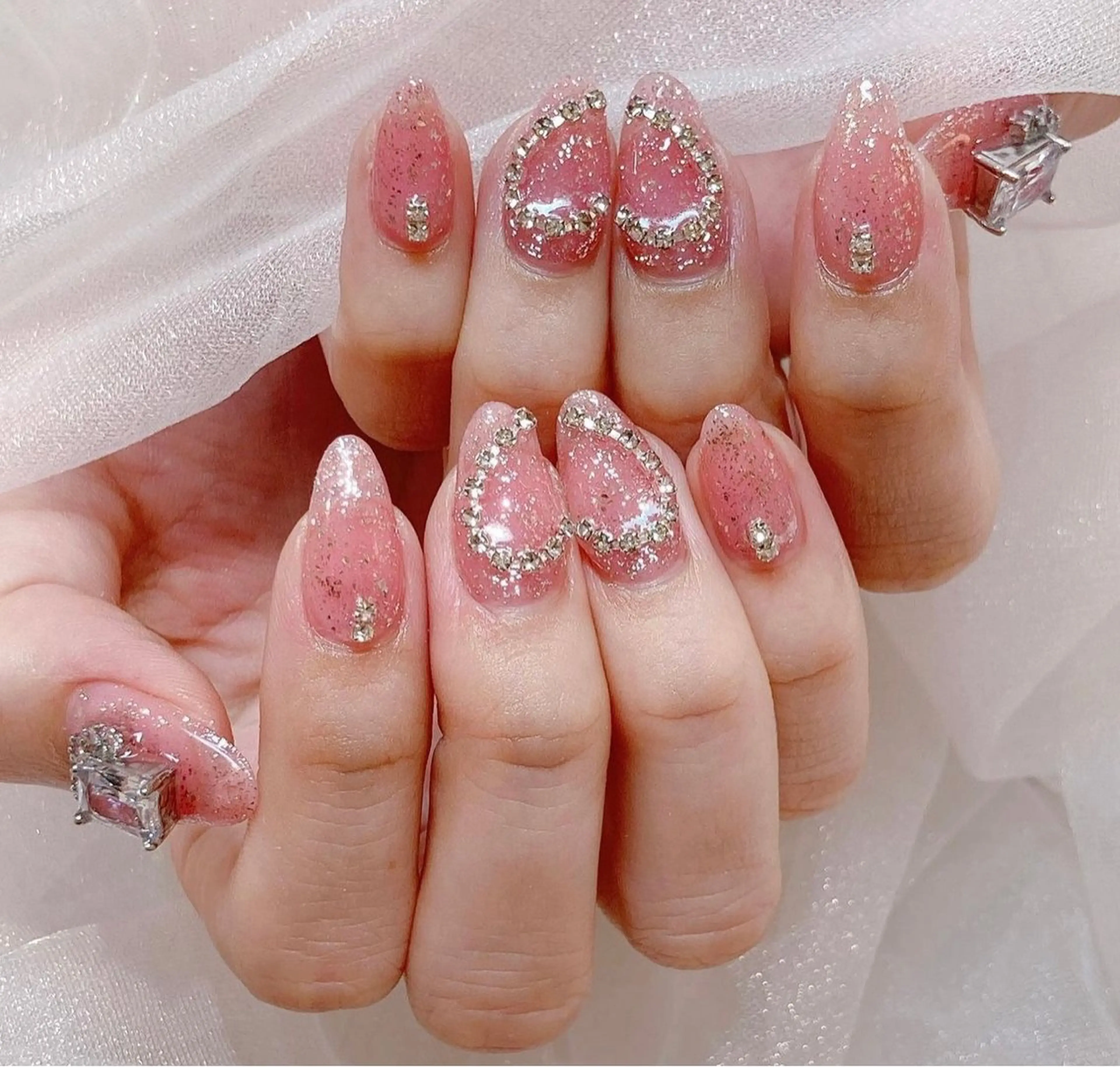 ネイル Miouミオン ネイルサロンのネイルデザイン