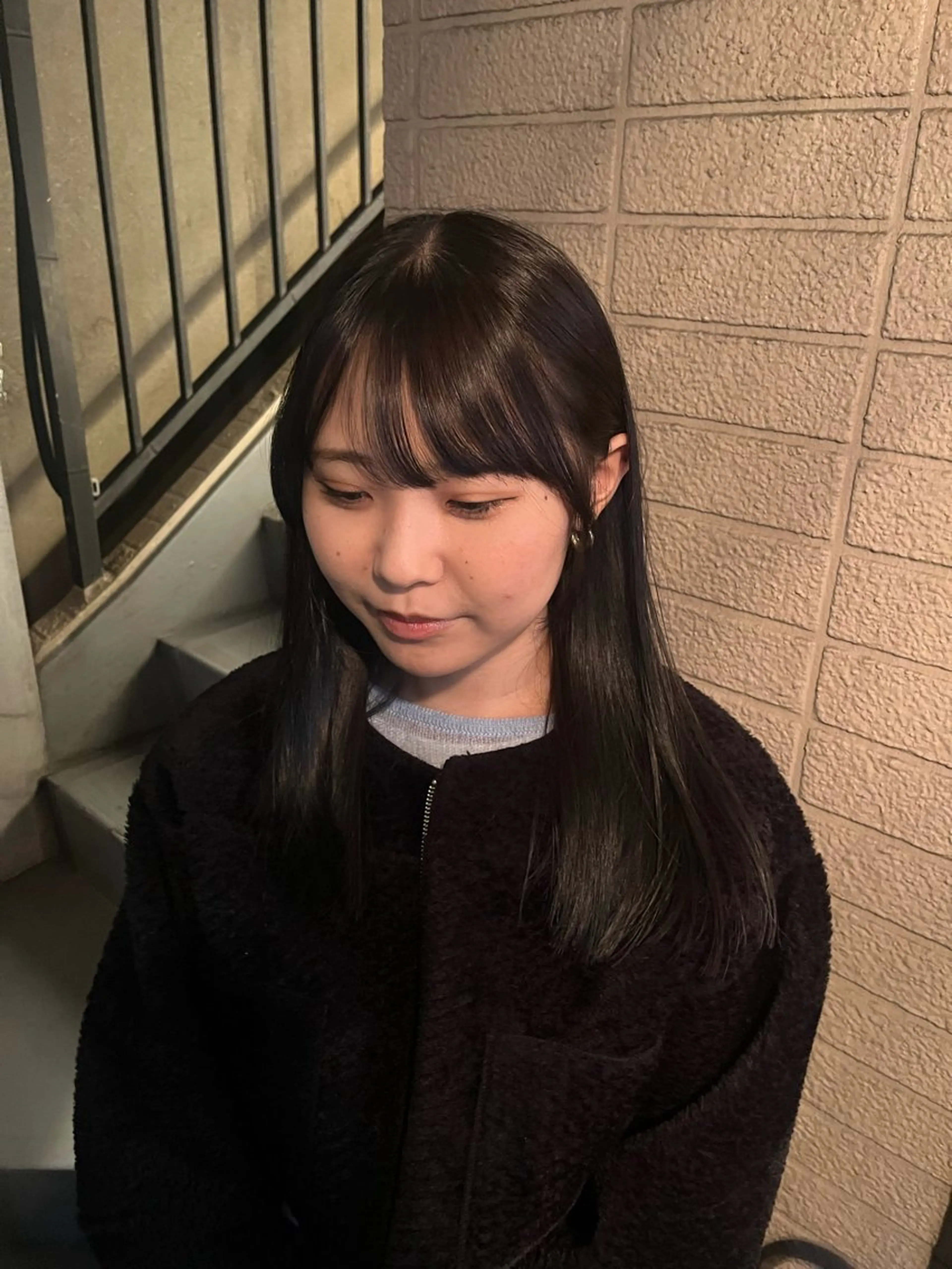 ミディアム 二村 海のヘアスタイル