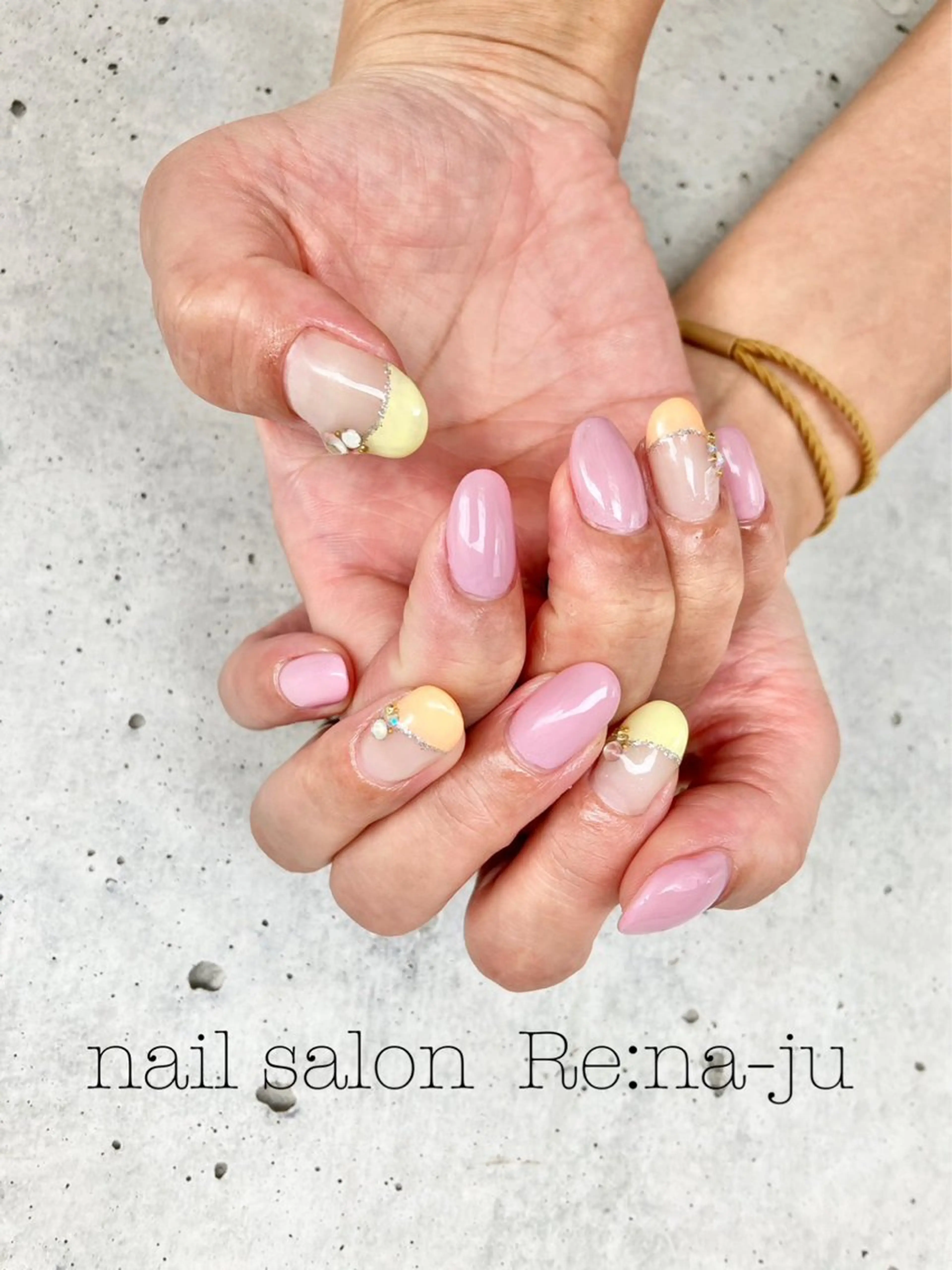 ネイル nail salon Re:na-juのネイルデザイン