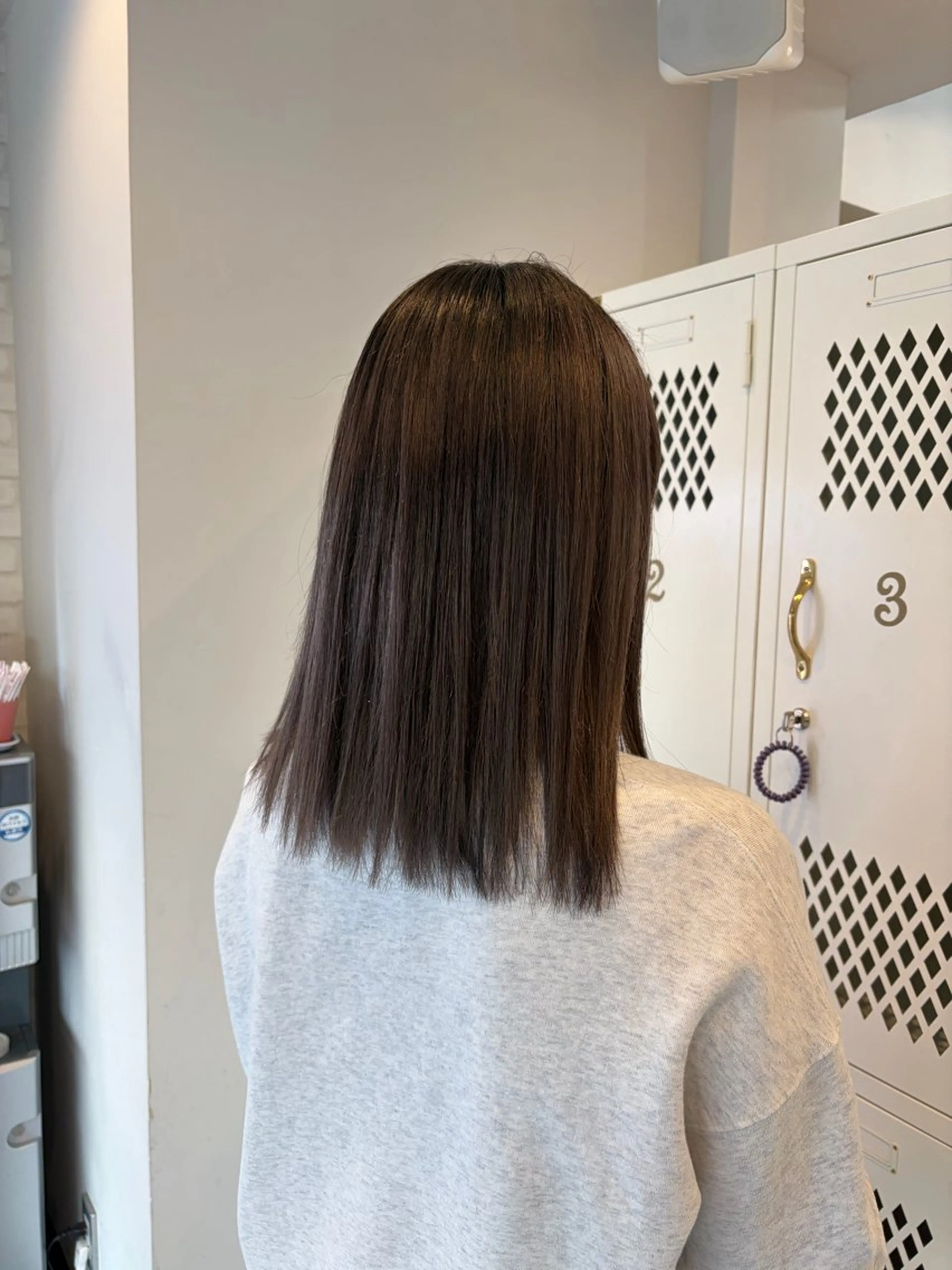 ミディアム レディースカット モデル無料🌼岩山のヘアスタイル