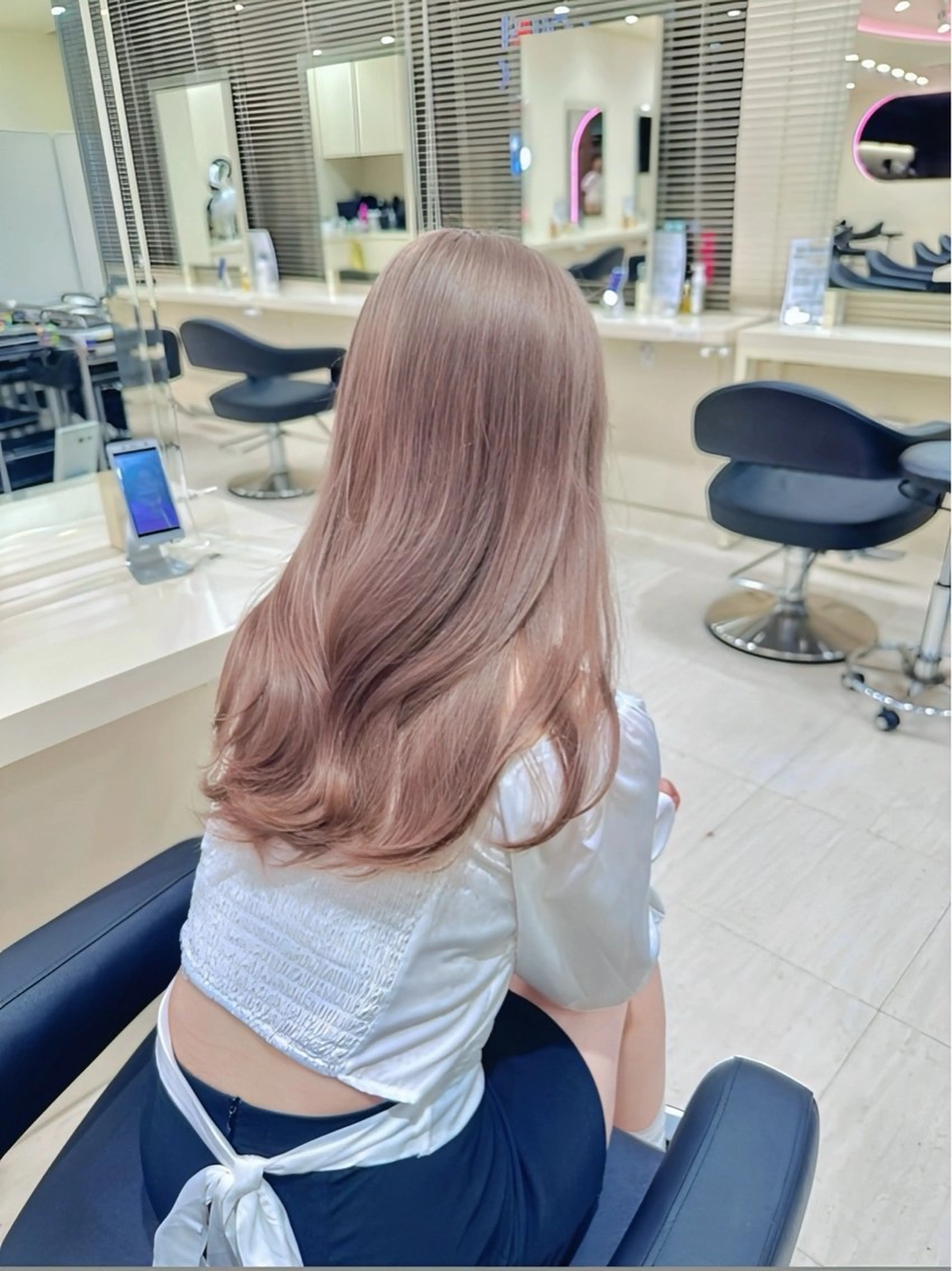 ロング カラー ヘアアレンジ ヘアカラー トリートメント ブリーチありなし🏹 淡色ヘア🤎藍斗のヘアスタイル