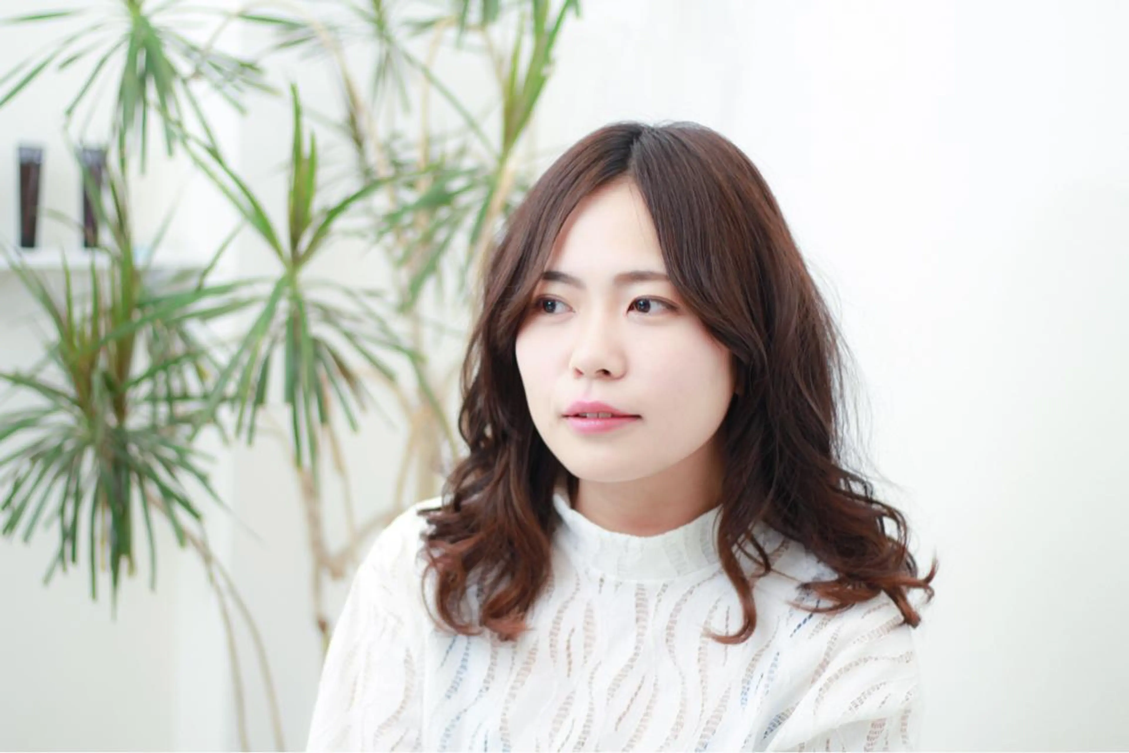 セミロング アッシュ 森 海のヘアスタイル