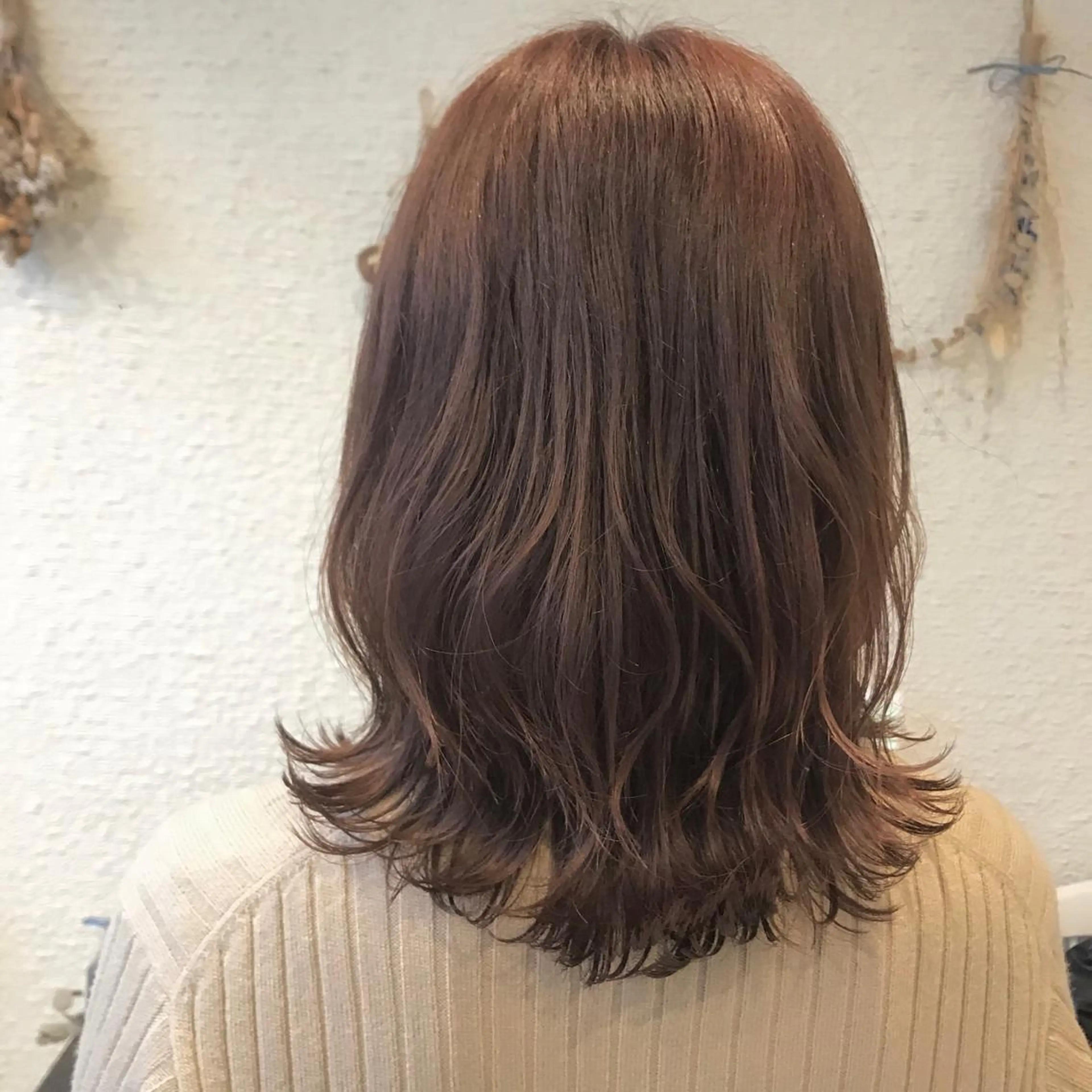 ミディアム カラー ベージュカラー コーラルベージュ 透明感カラー/ 寺田千雅子のヘアスタイル