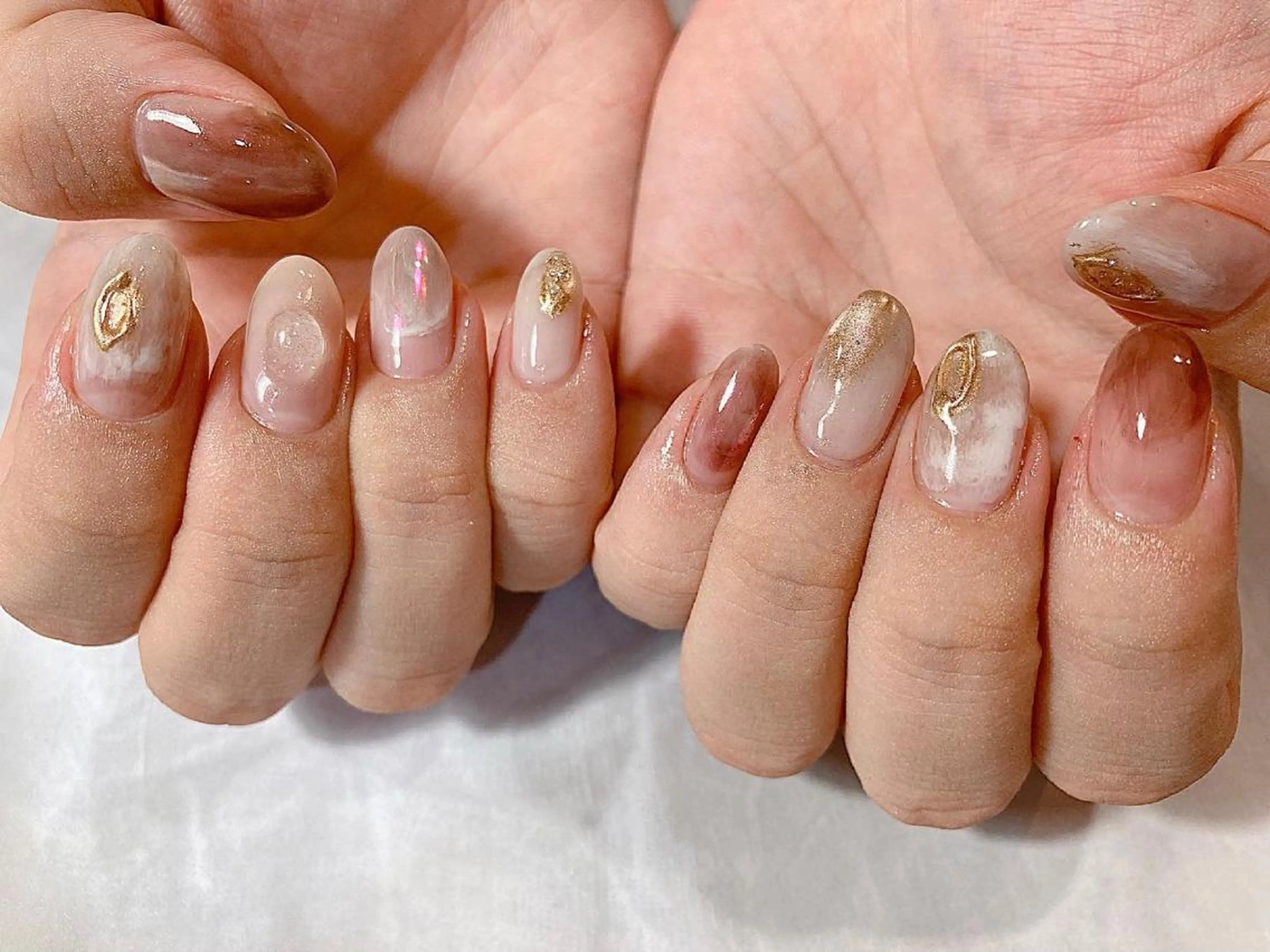 ショート カラー ネイル マツエク・マツパ ハンドネイル illum hicariのネイルデザイン