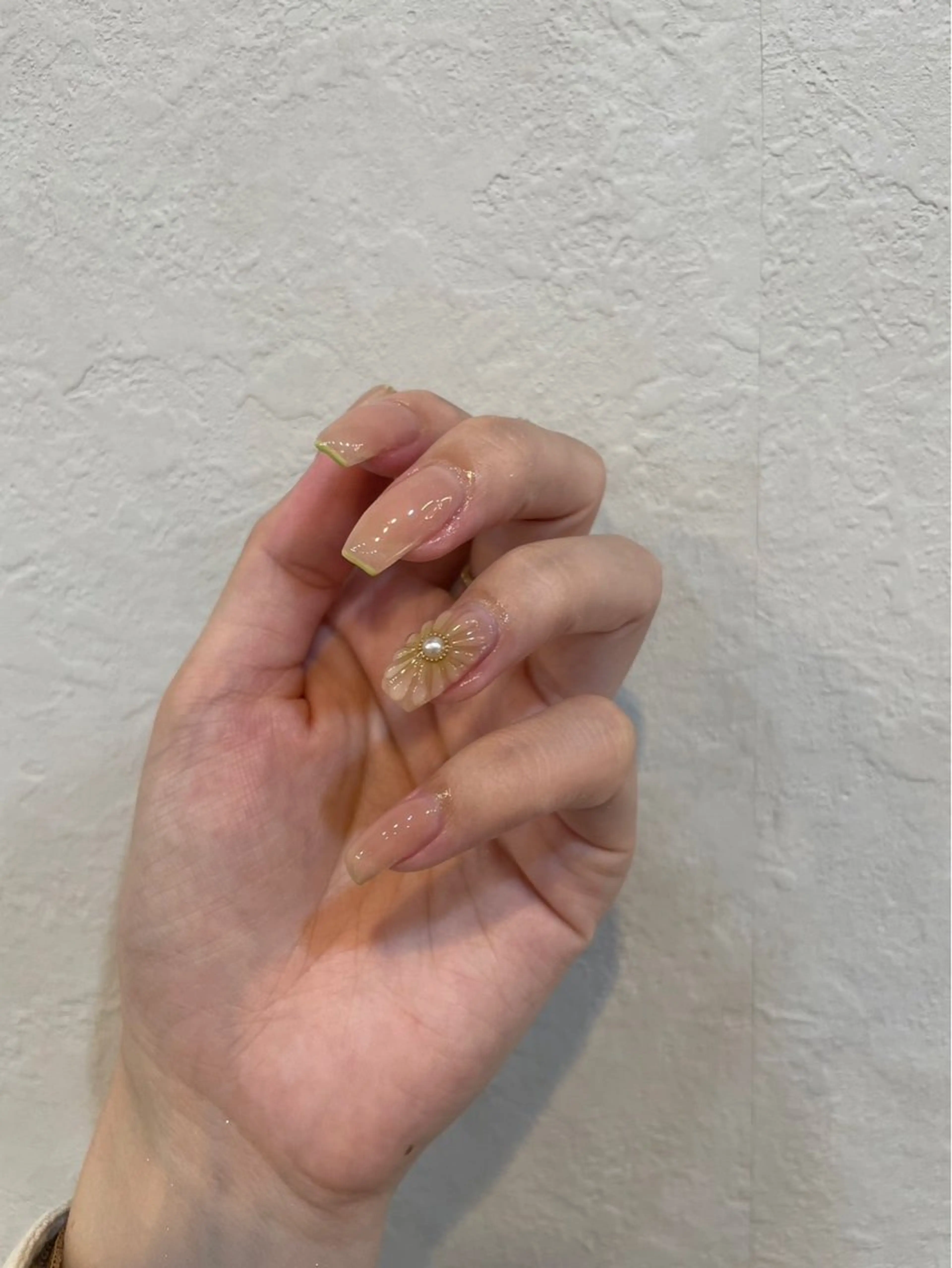 ネイル フレンチネイル ぷっくりネイル 春ネイル Rommy Arisaのネイルデザイン