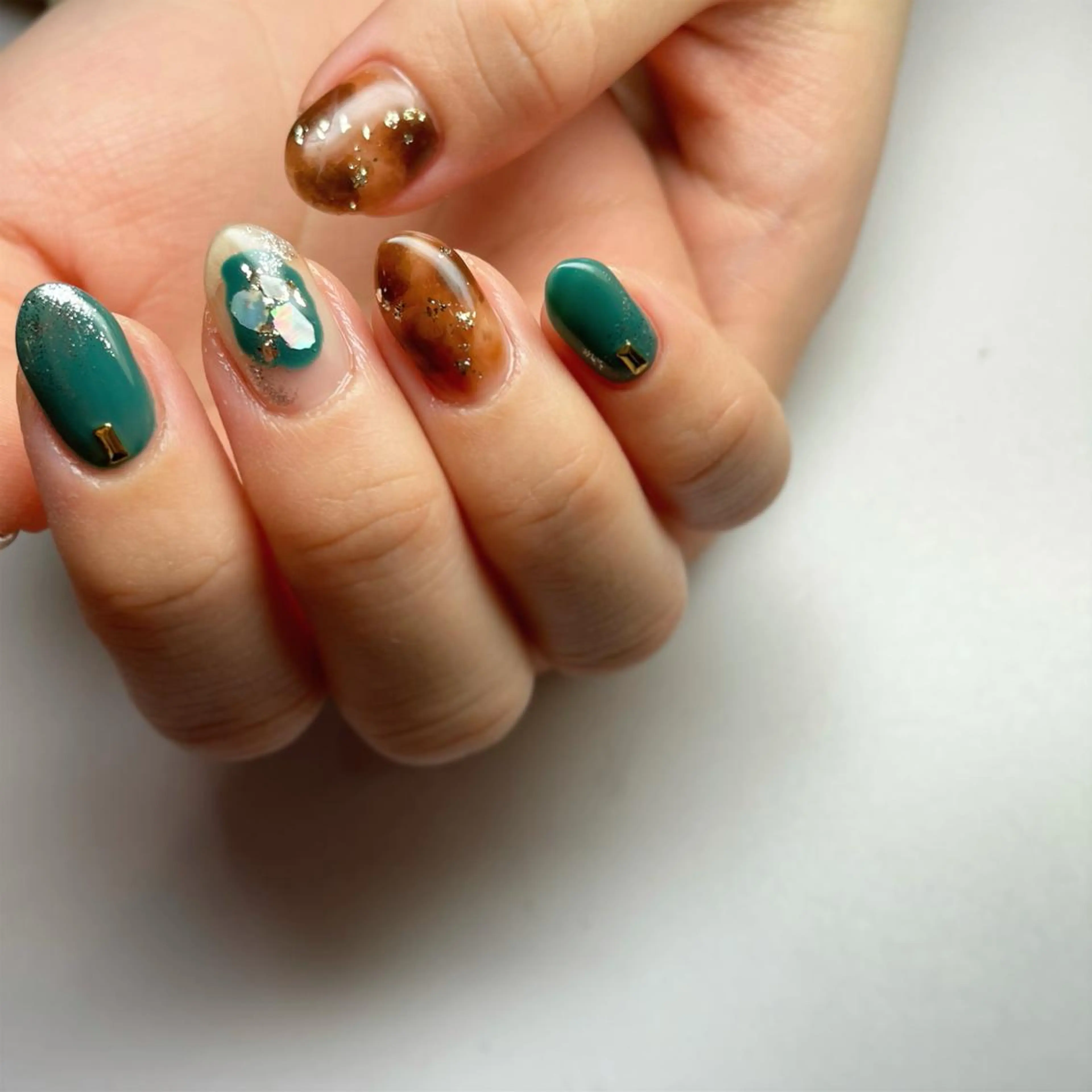 ネイル ハンドネイル y39nail toshiのネイルデザイン