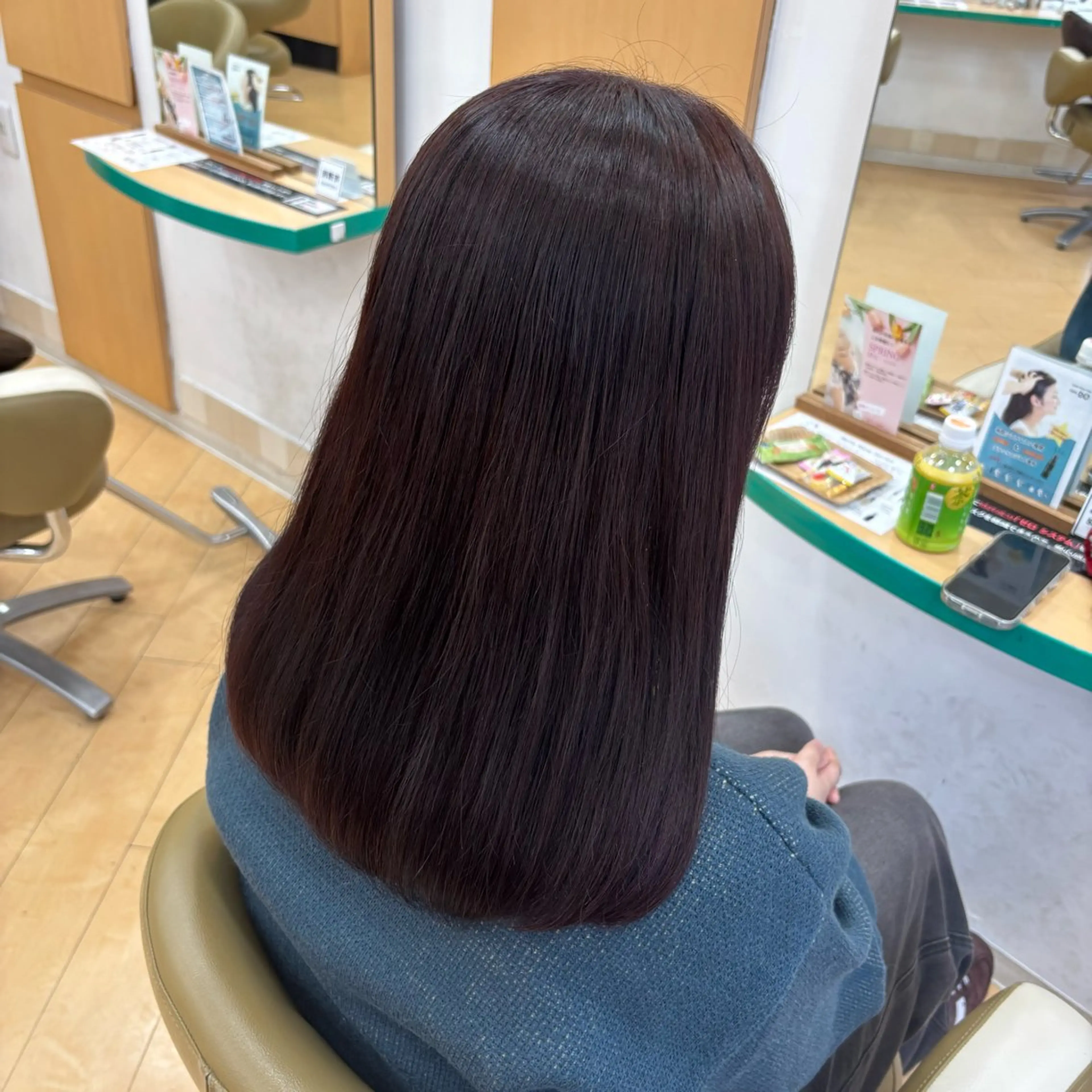 ロング カラー ヘアカラー 🎀🤍芦澤 李音🤍🎀のヘアスタイル