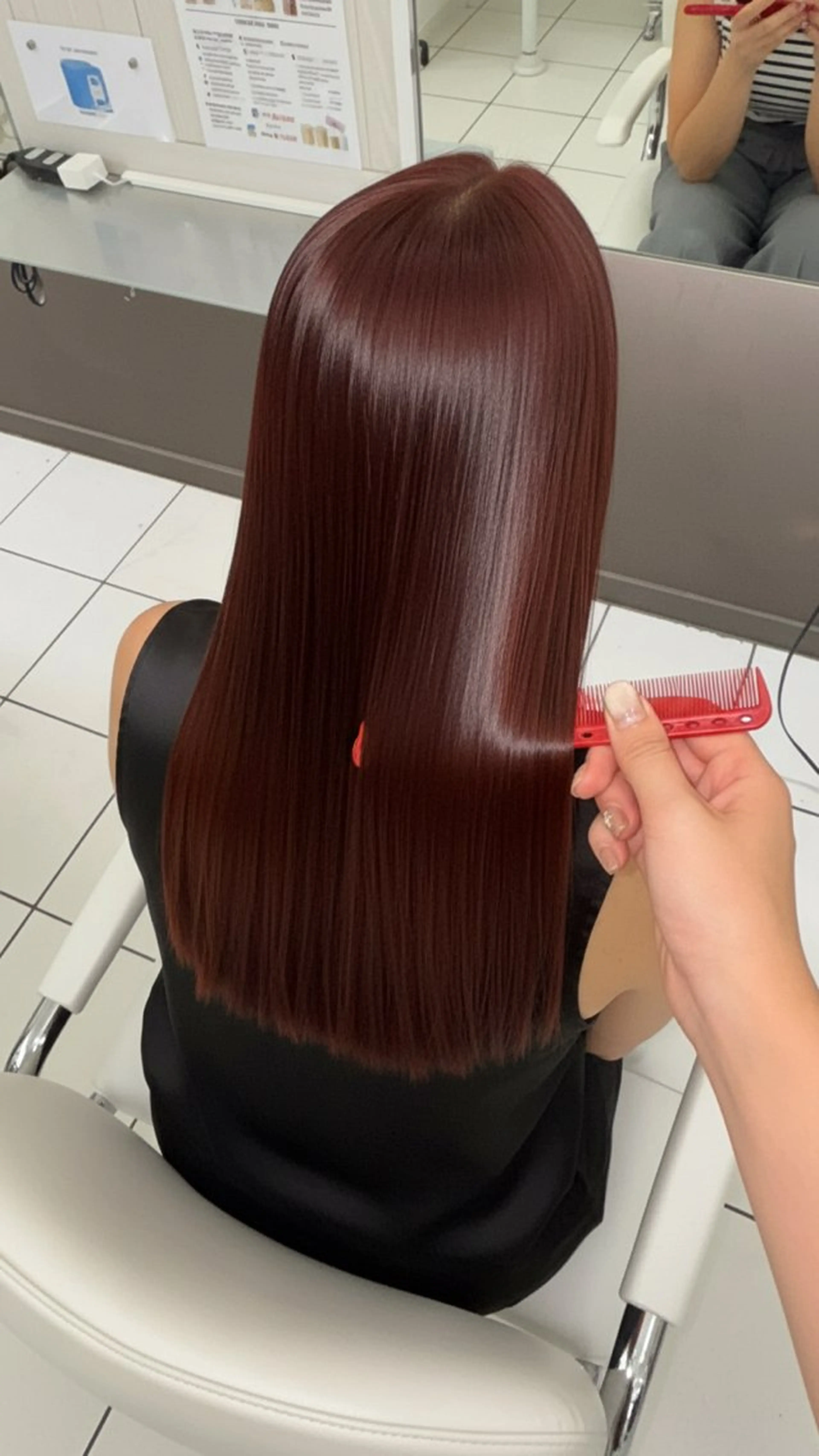 ロング カラー ヘアカラー 縮毛矯正 エリアマネージャー 復活の大澤竜馬のヘアスタイル