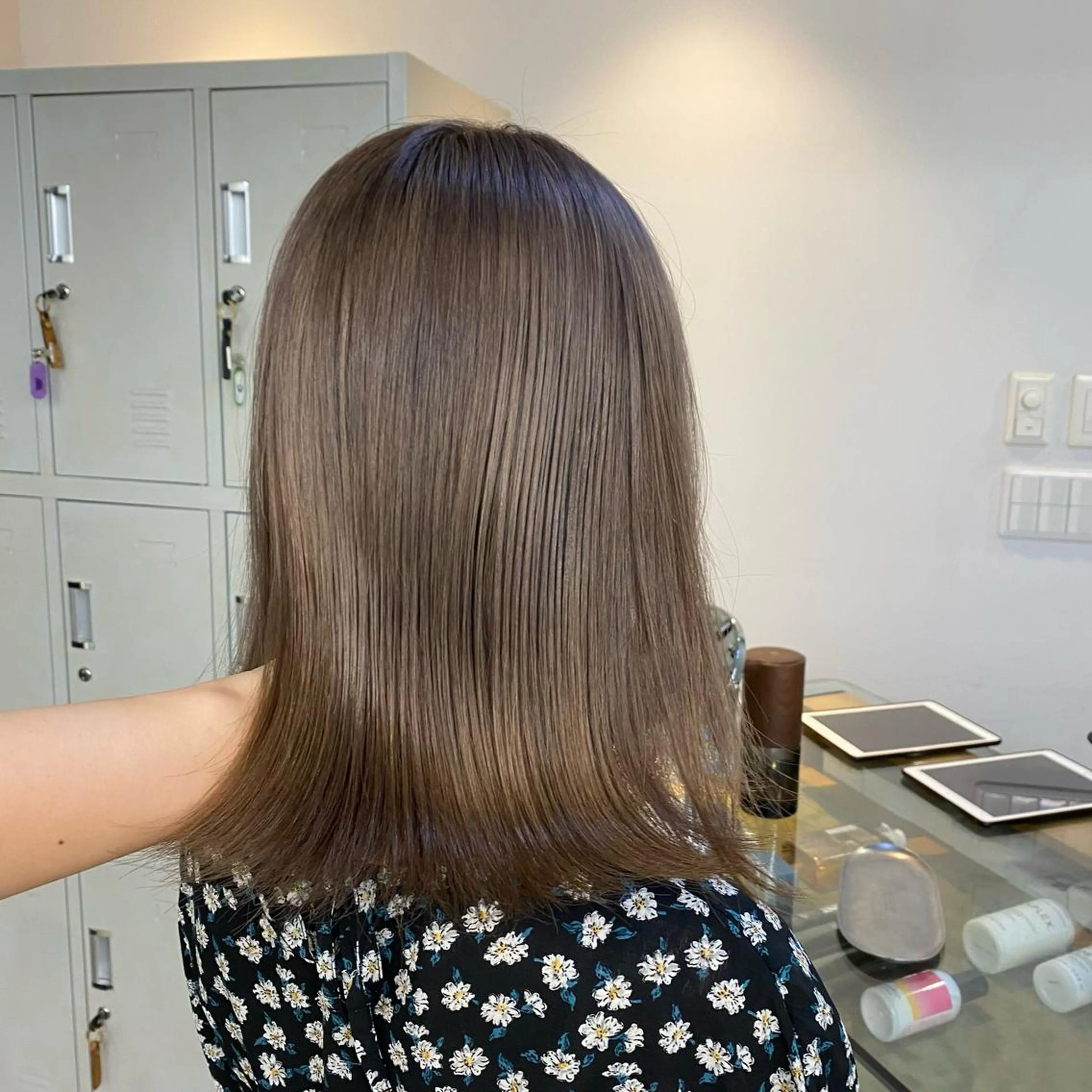 ミディアム カラー パーマ ヘアアレンジ メンズ キッズ ネイル マツエク・マツパ アイブロウ ブラウン ☀ハイトーンカラー☀ 治野心のヘアスタイル