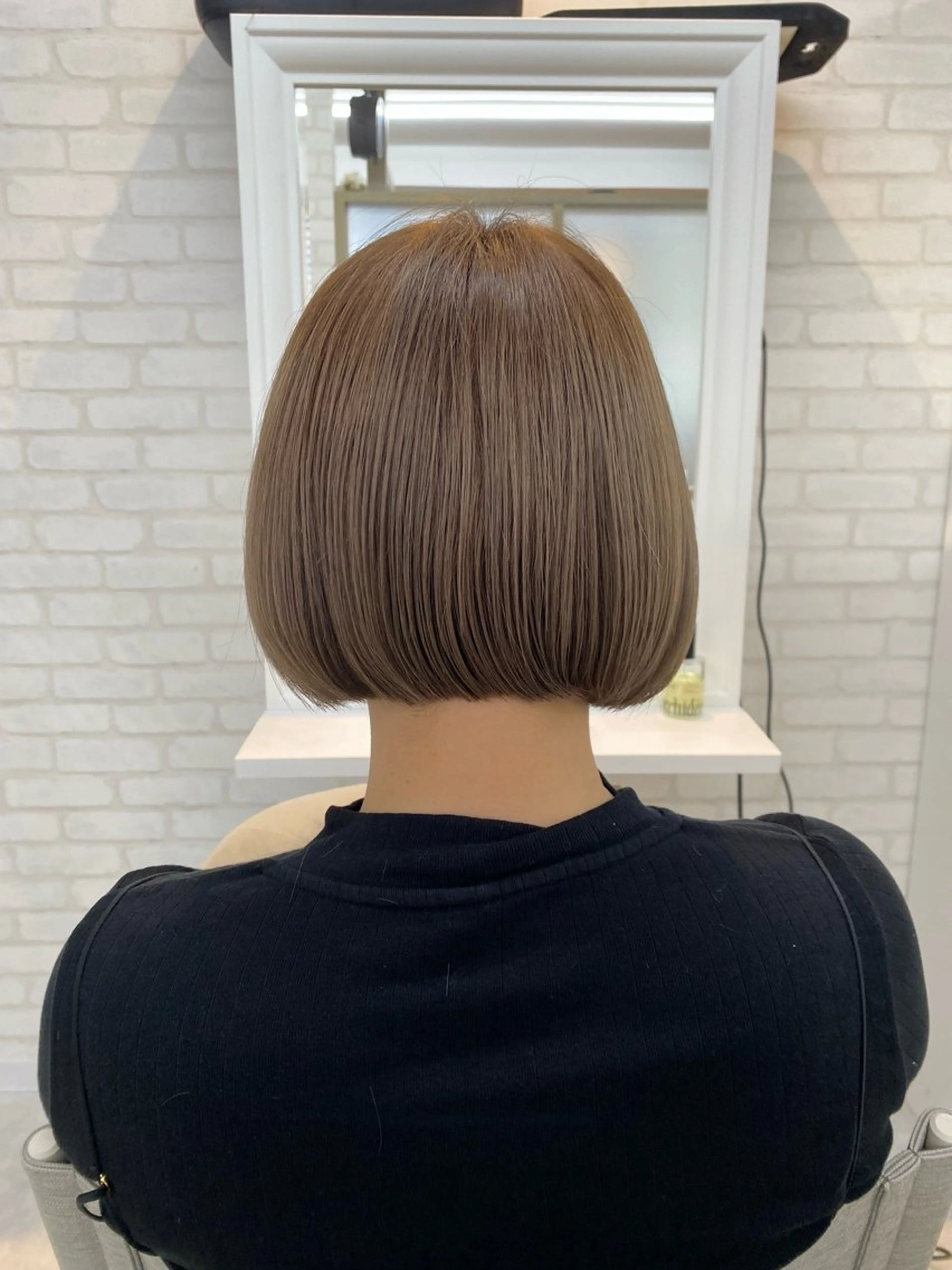 ミディアム ボブ カット ヘアカラー トリートメント THETAふじみ野 野宮のヘアスタイル