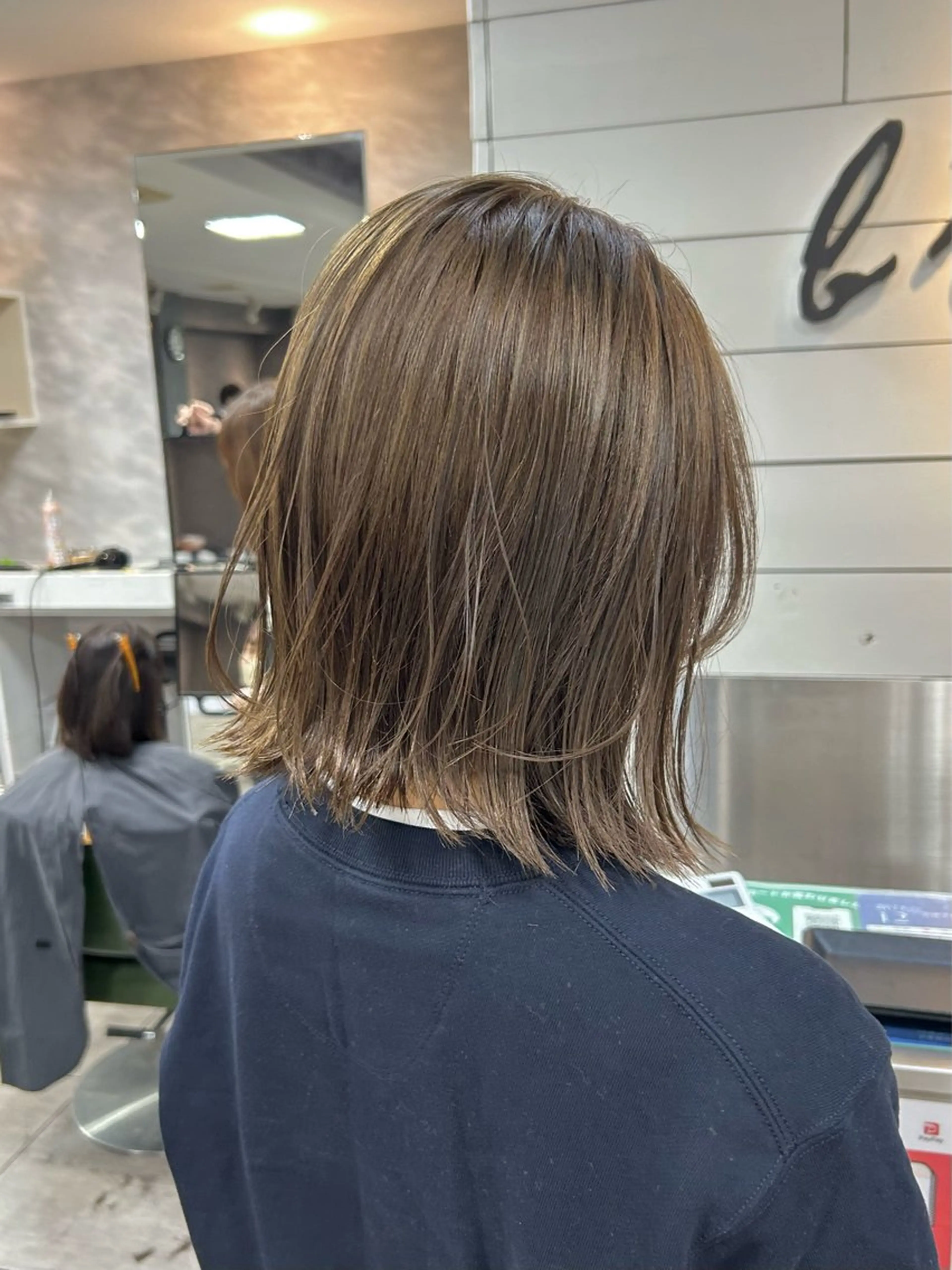 ミディアム カット ヘアカラー 🫧艶髪カラー🫧 森本くるみのヘアスタイル