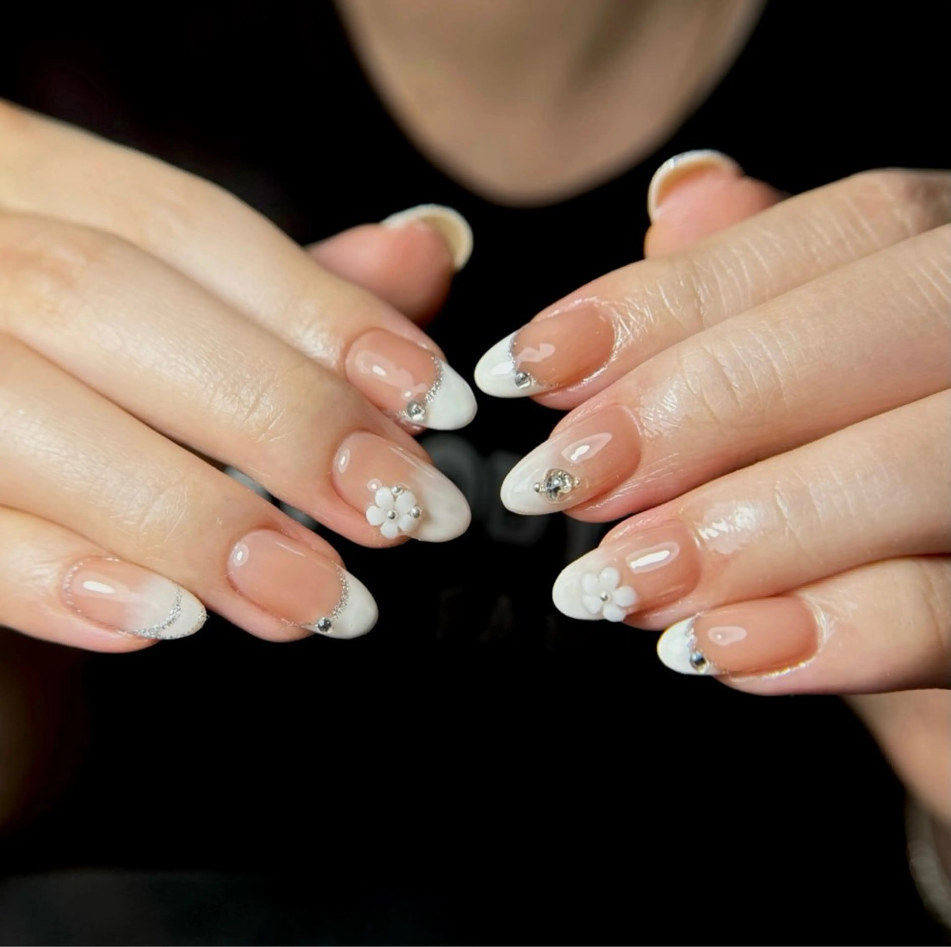 ネイル アートネイル 成人式 ジェルネイル ニュアンスネイル ネイルチップ Kora Nailのネイルデザイン