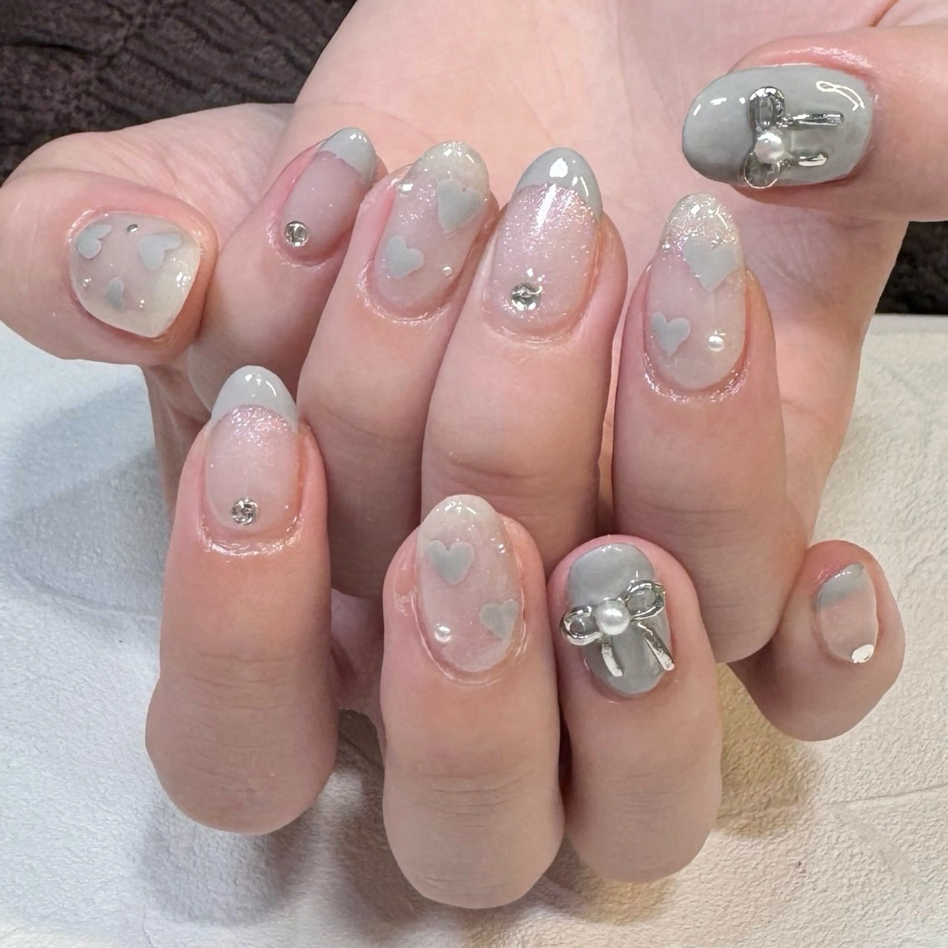 ネイル 持ち込み ハンドネイル RIEKO🍒 ワンホン♡推しネイルのネイルデザイン