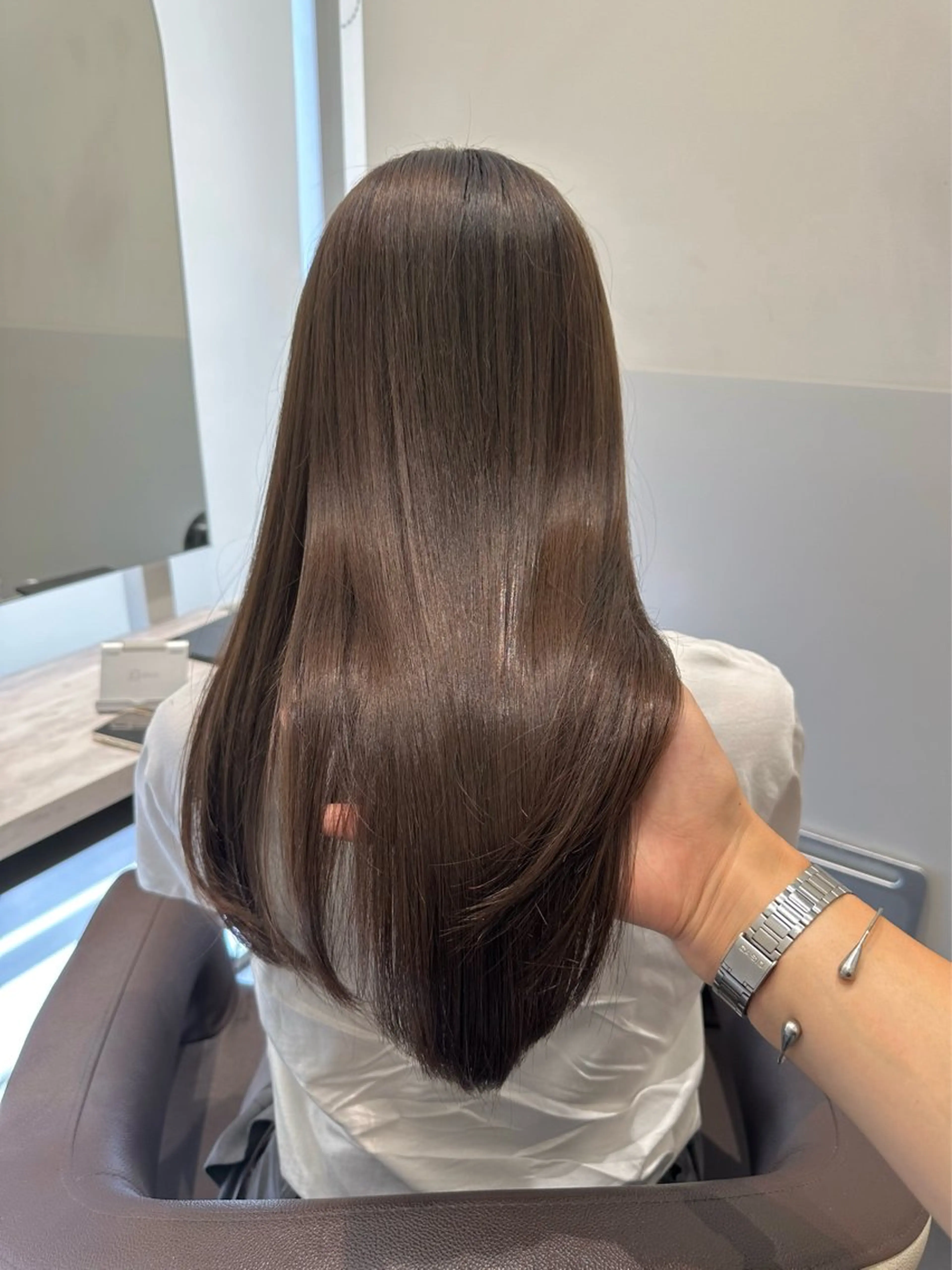 セミロング カラー ベージュカラー ブリーチ ブリーチなしカラー LUMO所属・矢野 晃平のヘアスタイル