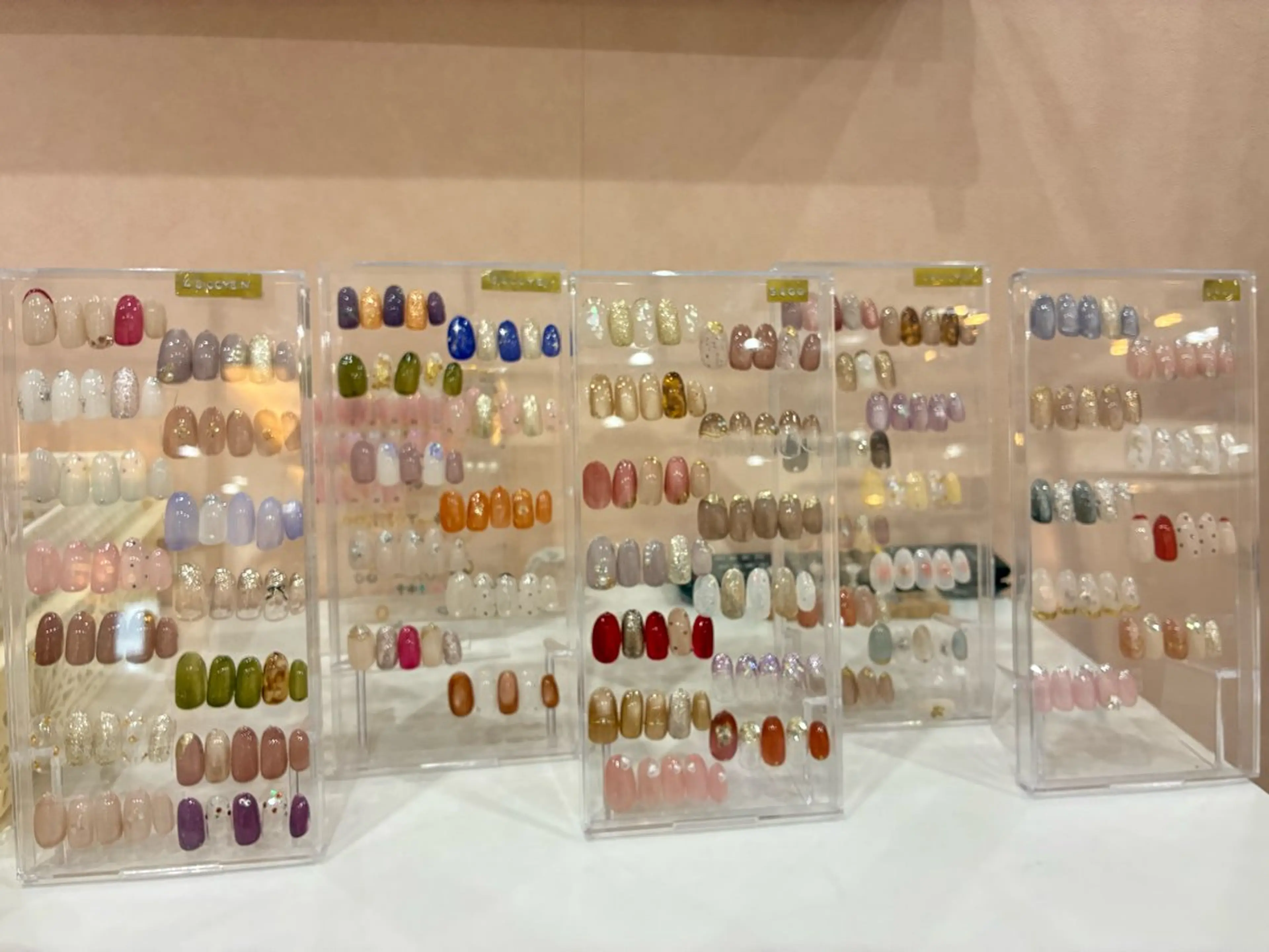 定額ネイル♡ 4800円　色変無料🍒オフありの写真