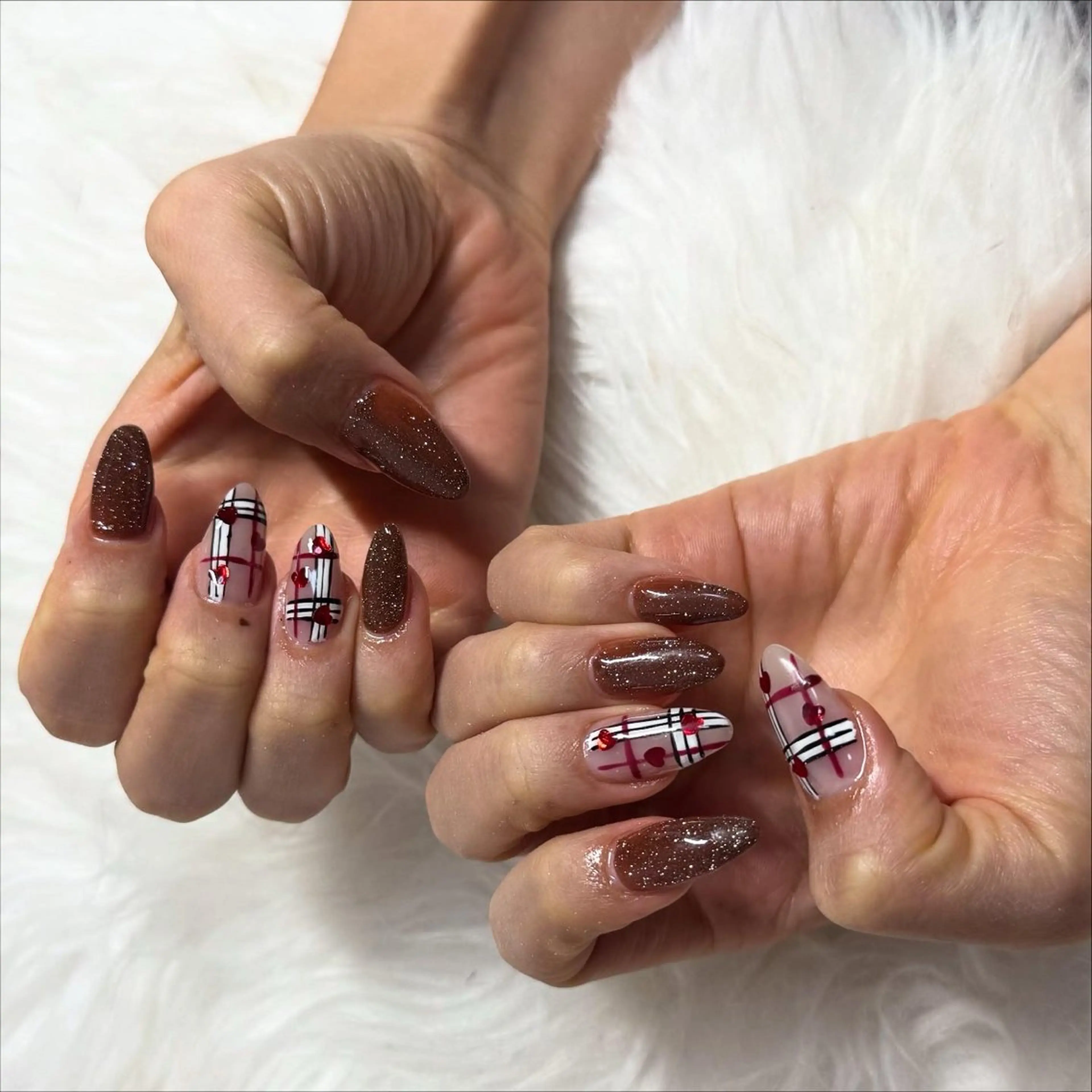 セミロング ハンドネイル mao .のネイルデザイン