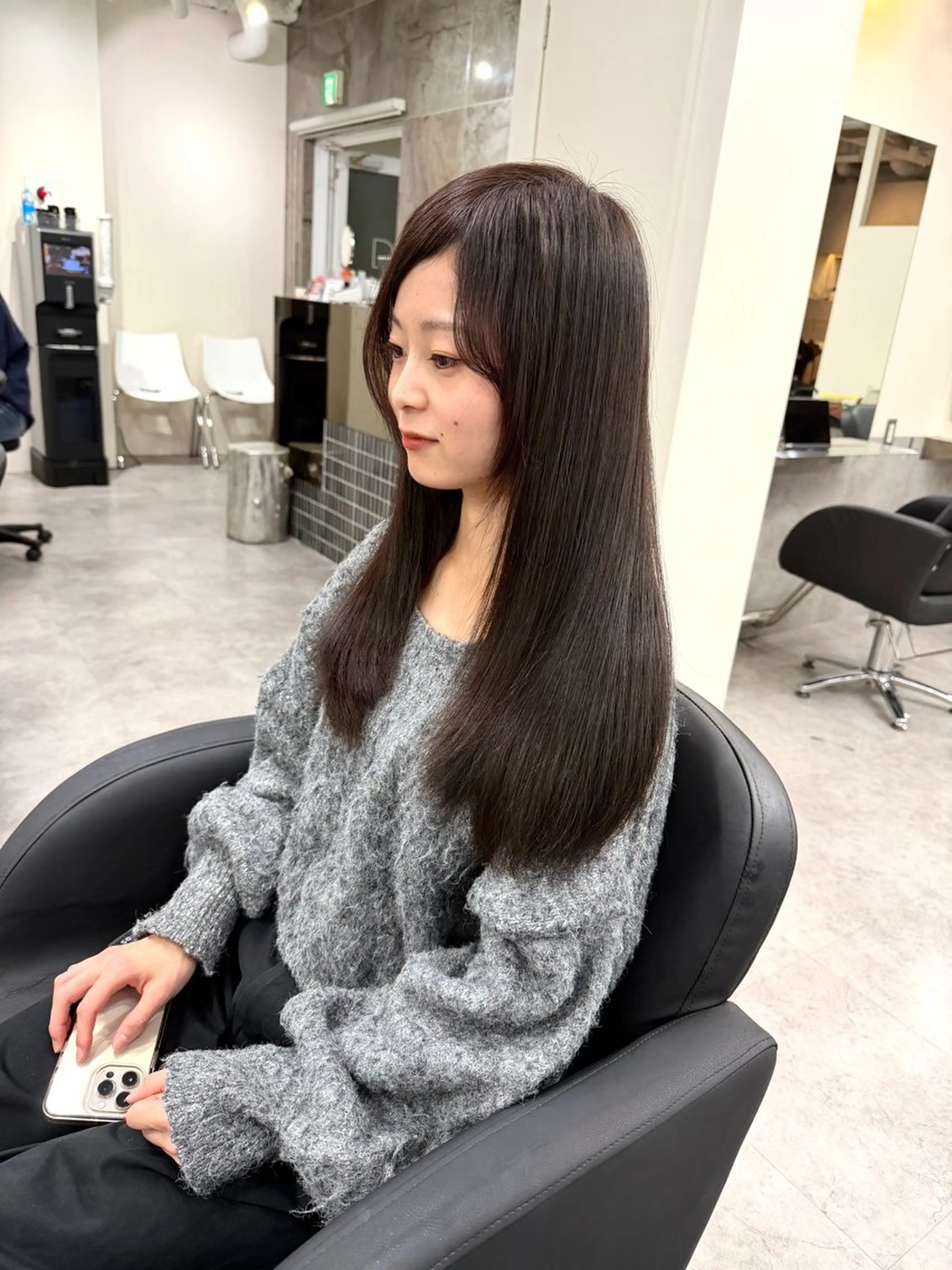 ロング カット ヘアカラー トリートメント 透明感カラー×髪質 とぅるん艶・猿渡のヘアスタイル